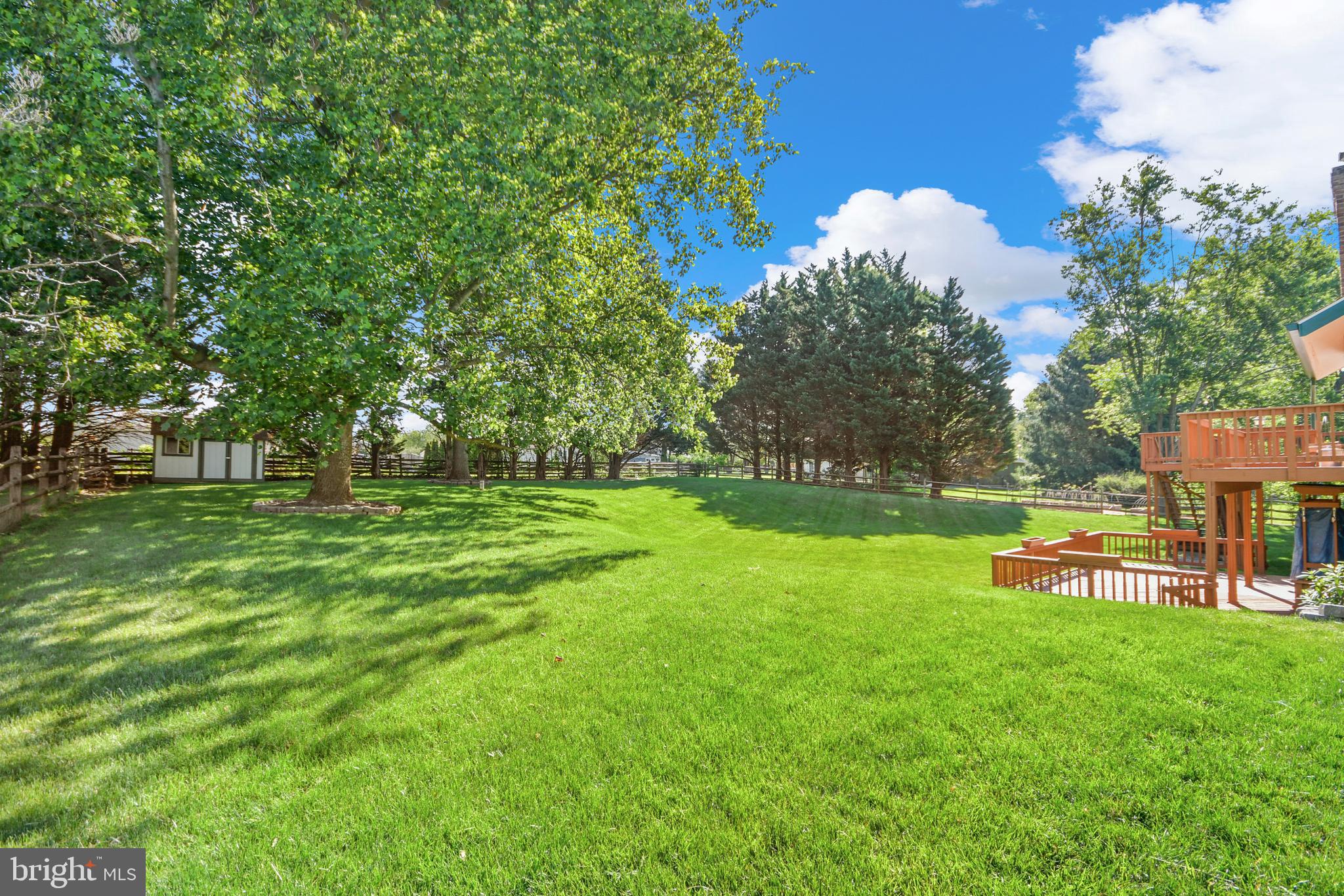 LOCH HAVEN - Residential