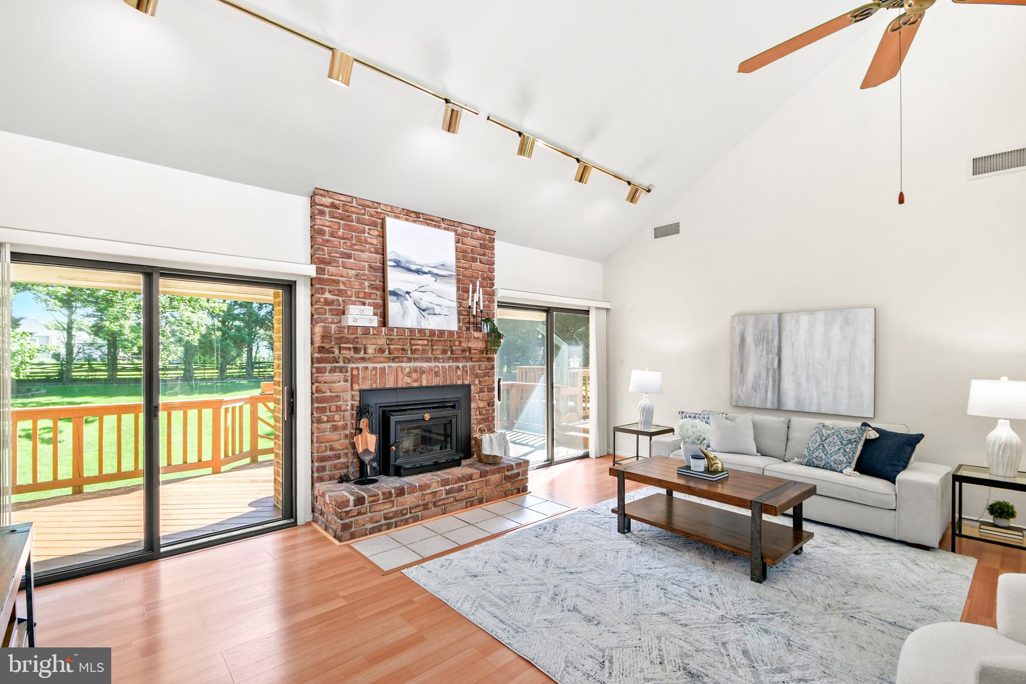 LOCH HAVEN - Residential