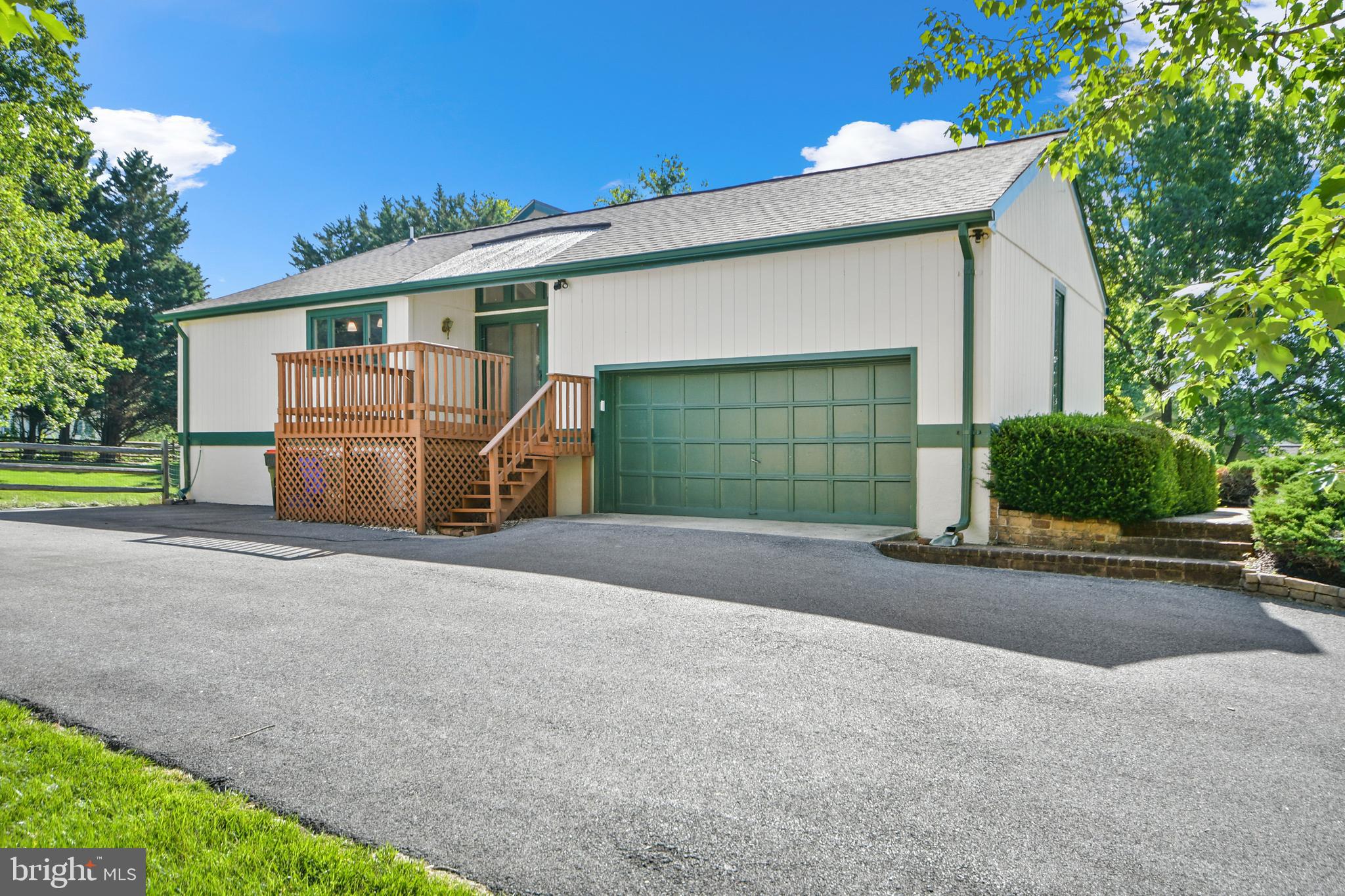 LOCH HAVEN - Residential