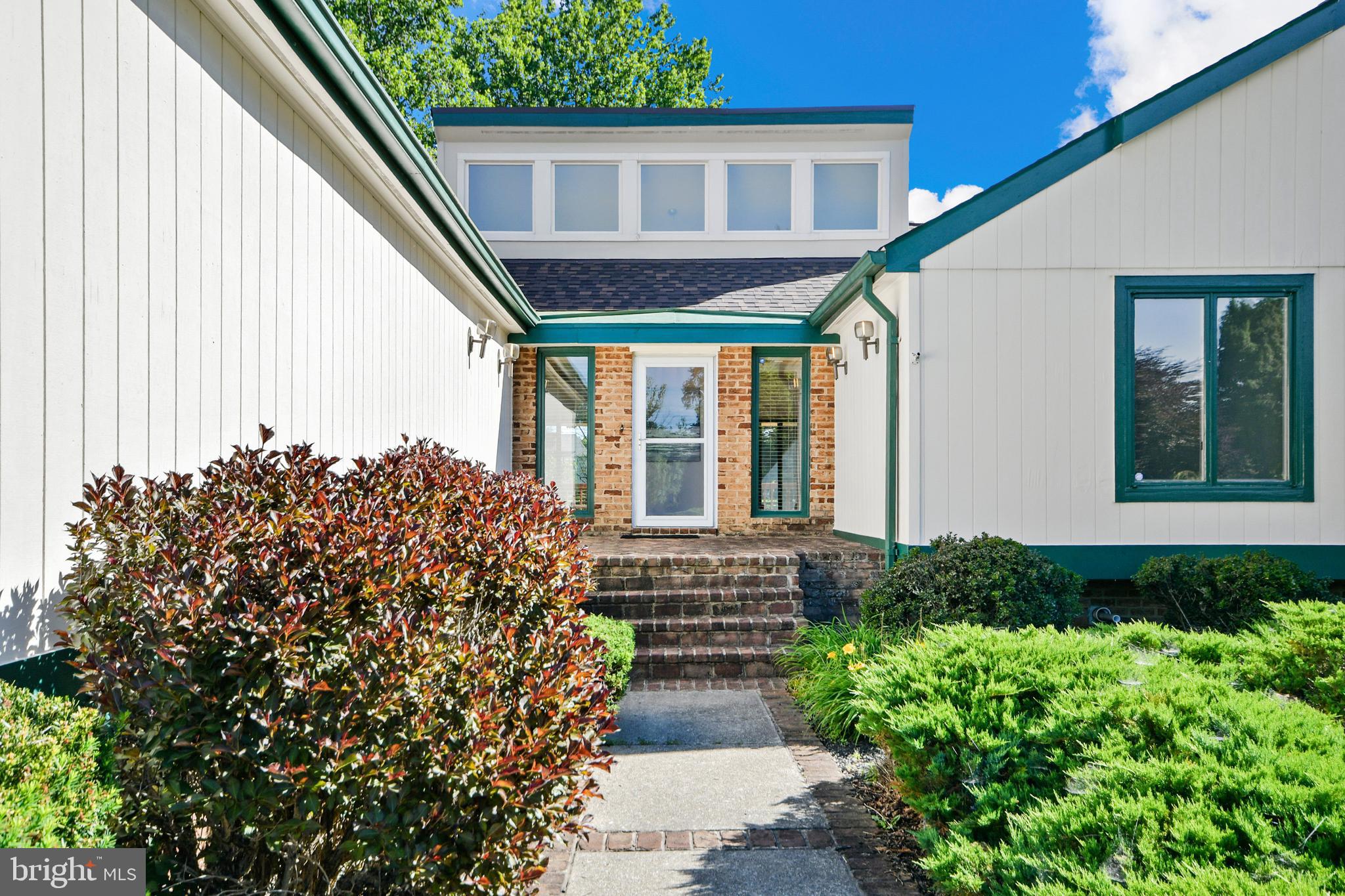 LOCH HAVEN - Residential