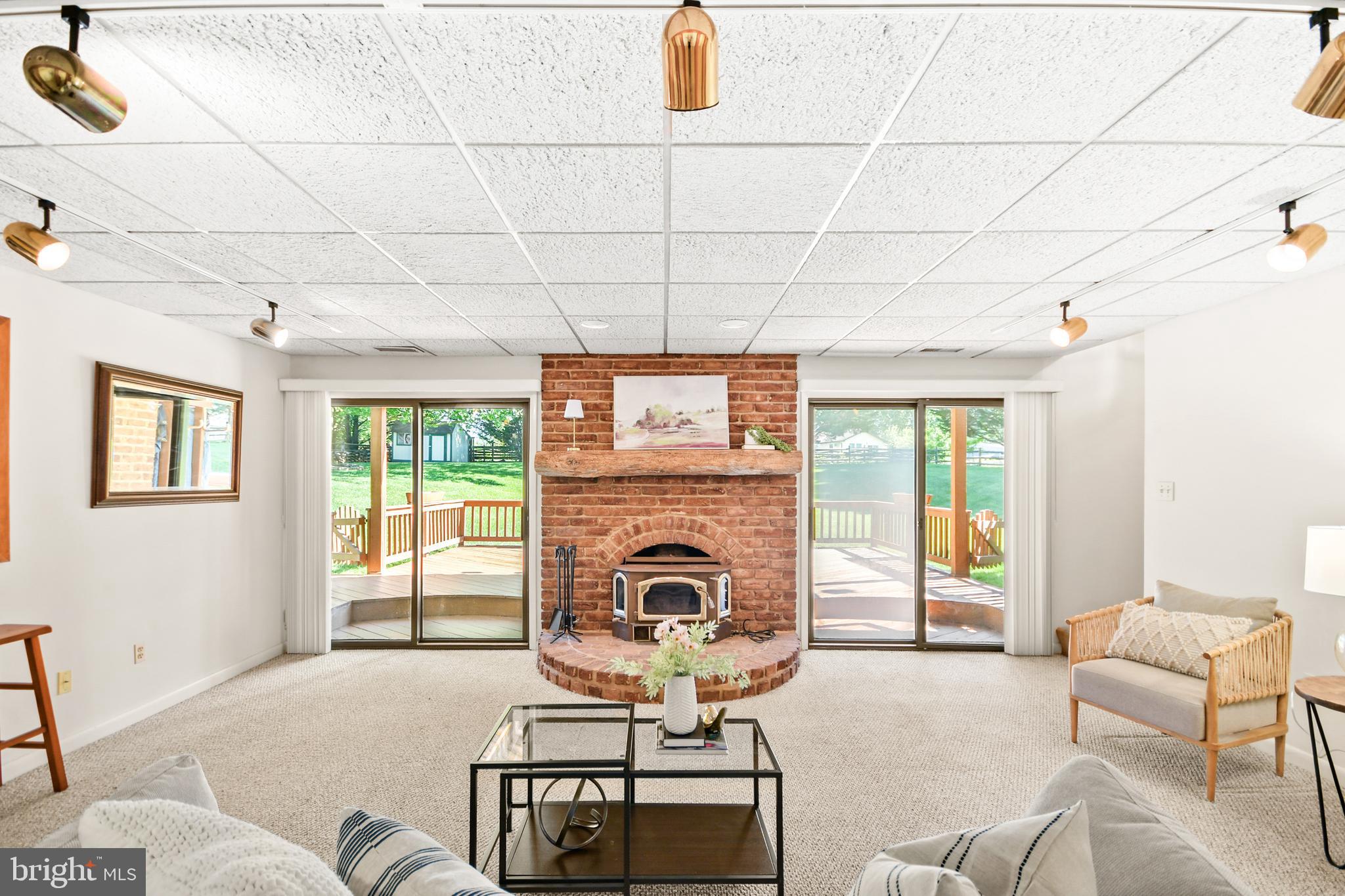 LOCH HAVEN - Residential
