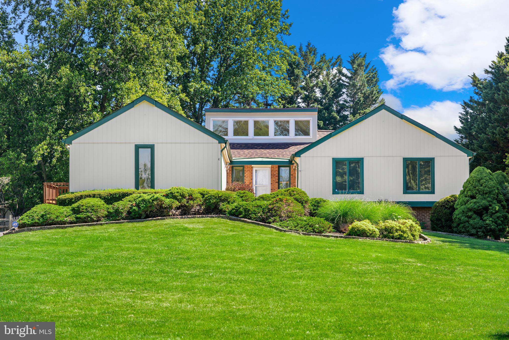 LOCH HAVEN - Residential