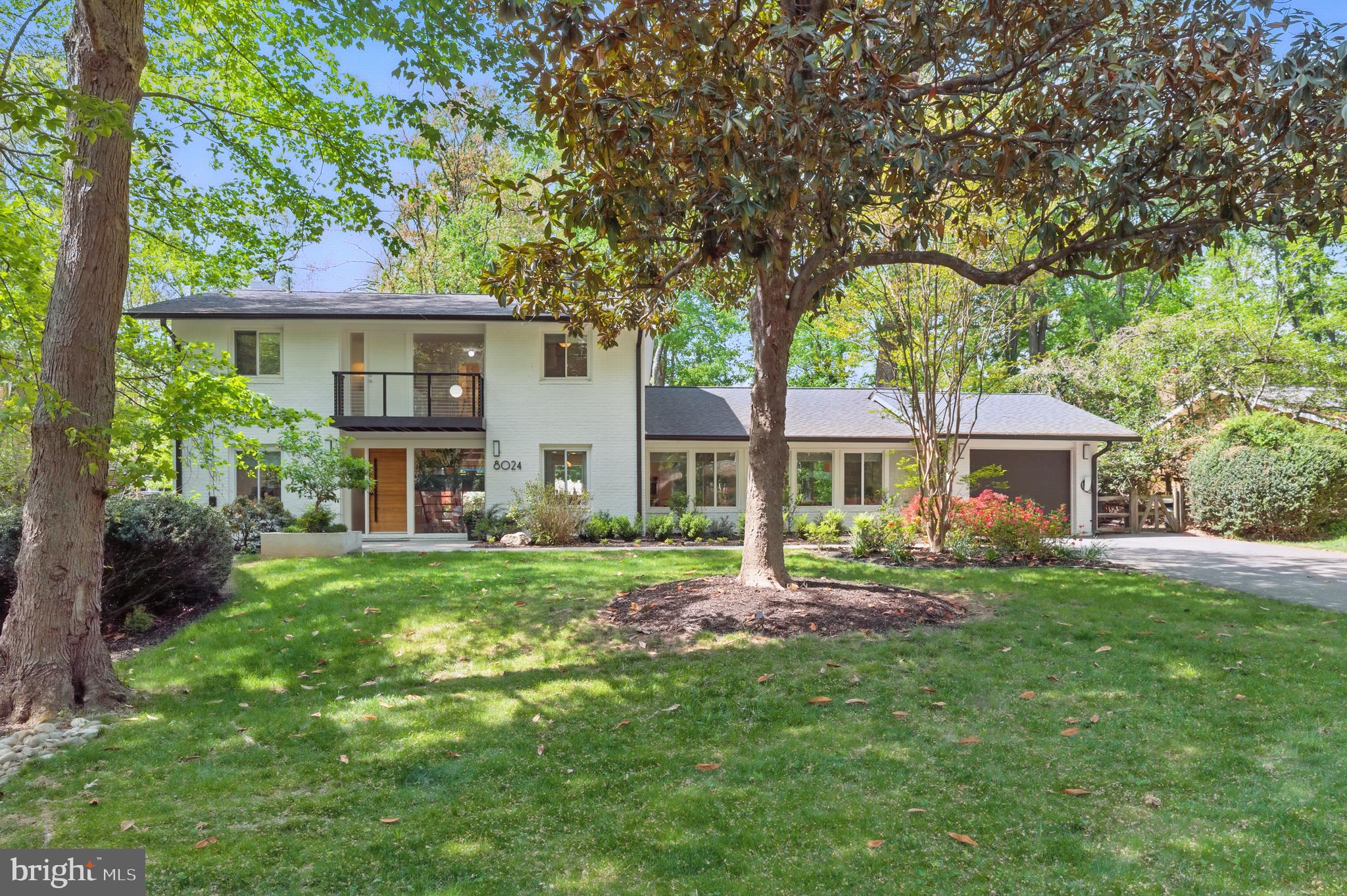 CARDEROCK SPRINGS - Residential