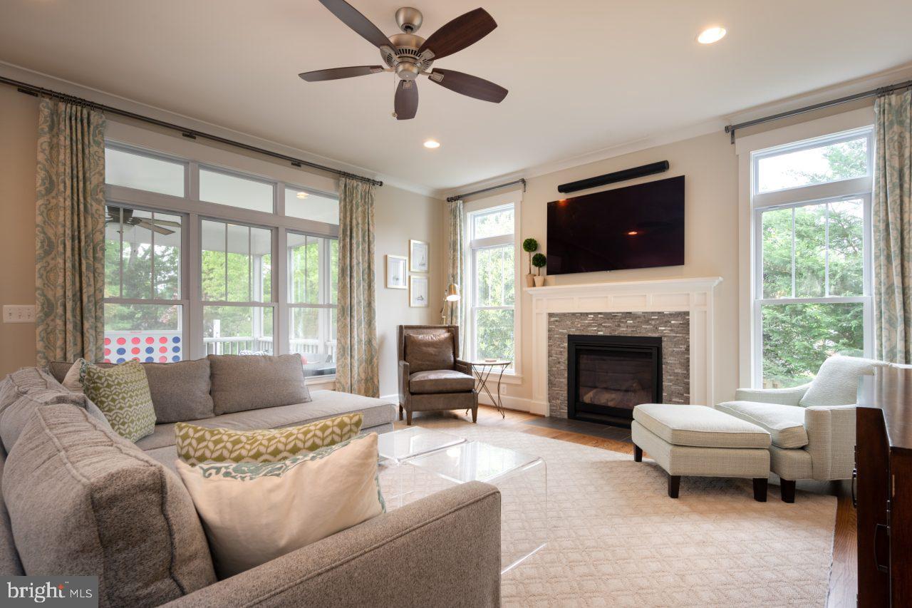 PLYMOUTH HAVEN - Residential