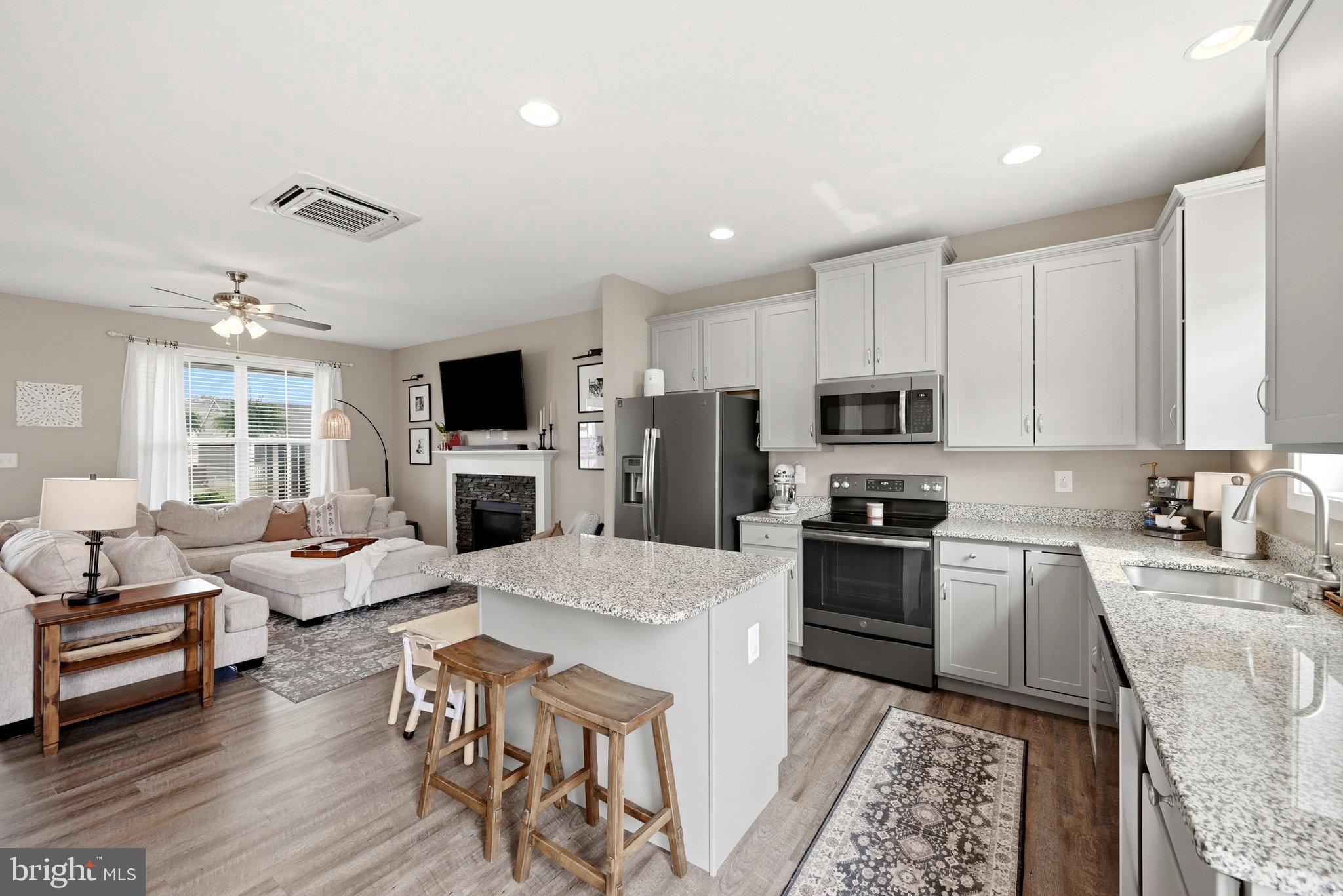 PRINCETON SHOALS - Residential