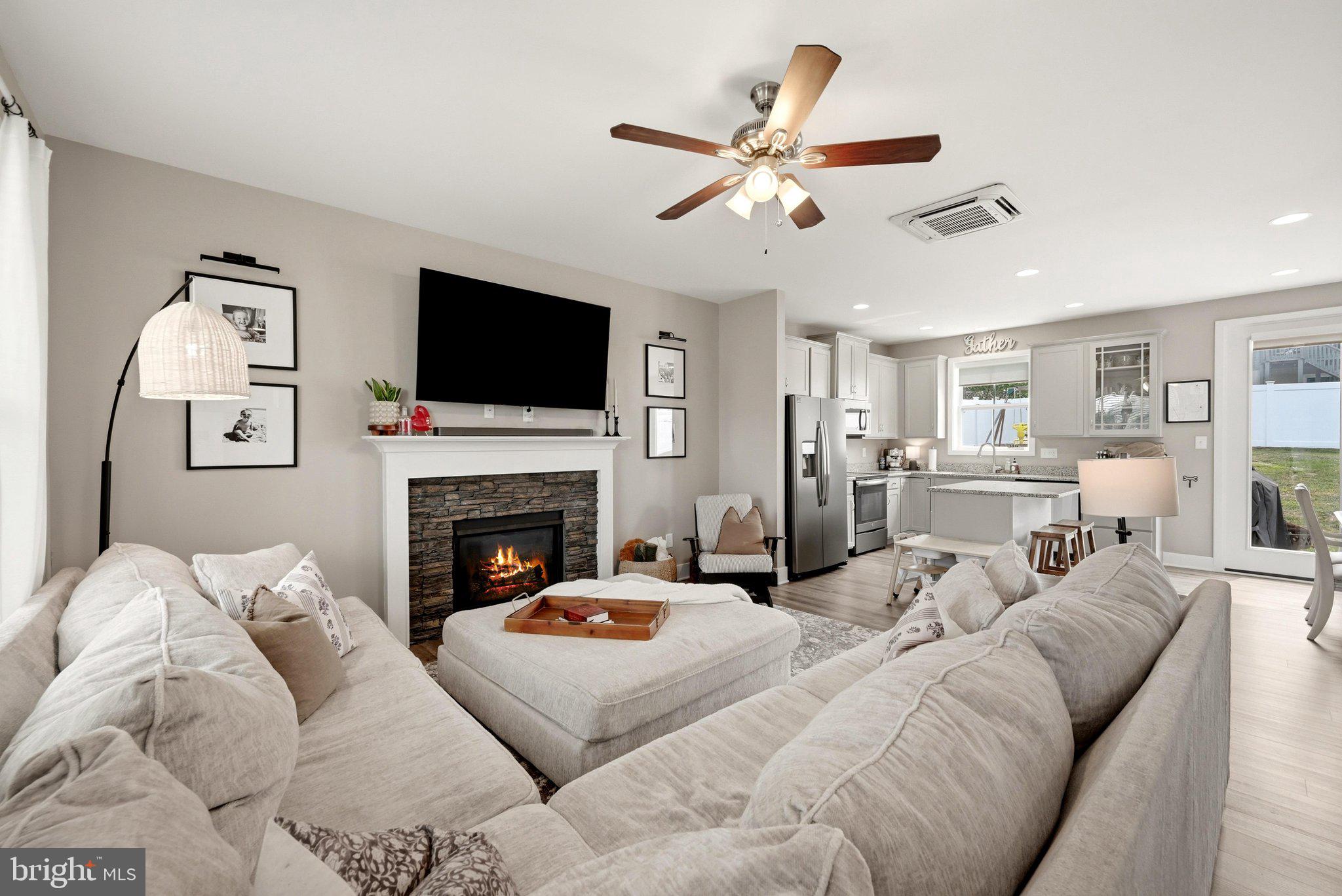 PRINCETON SHOALS - Residential