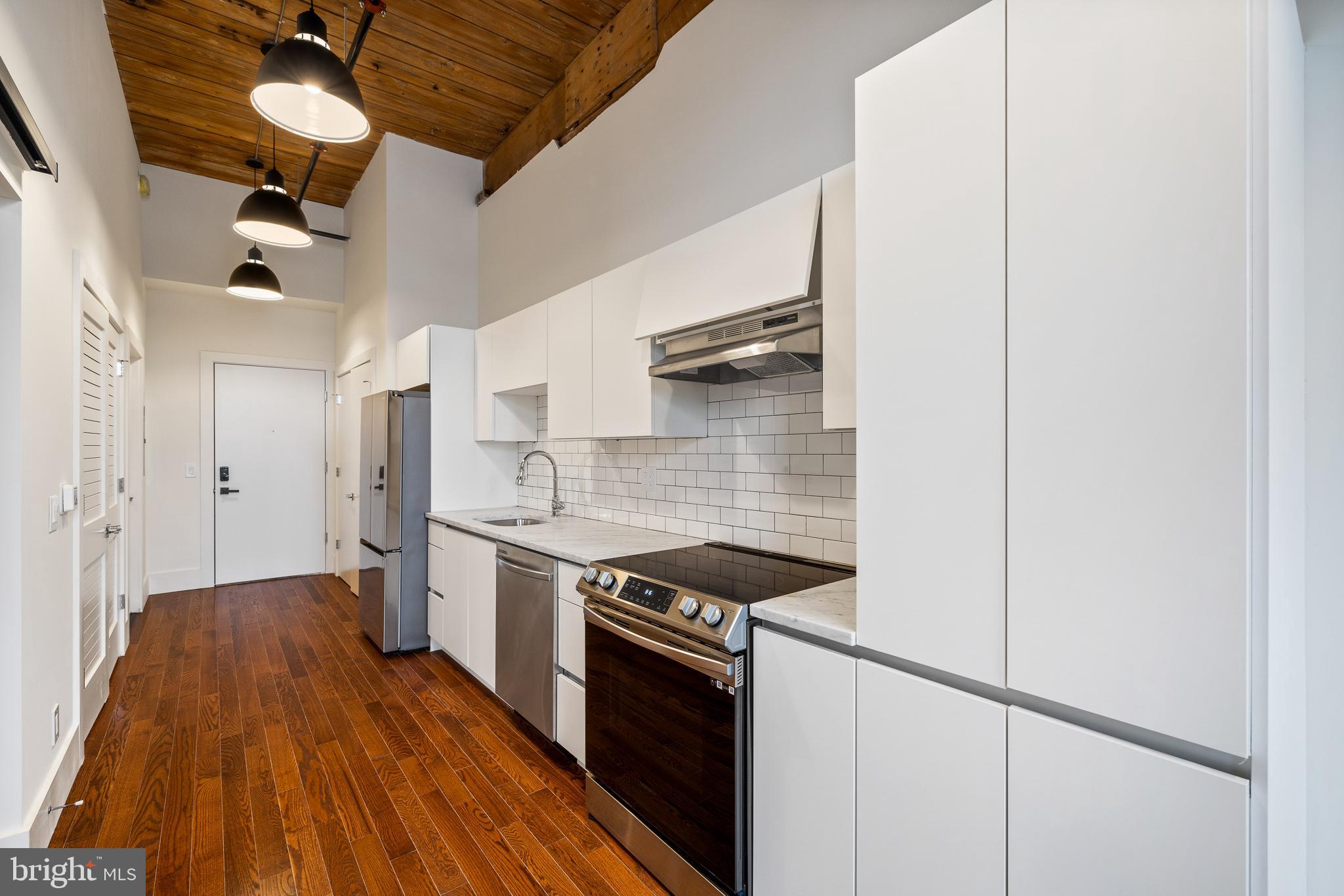 FISHTOWN - Residential Lease