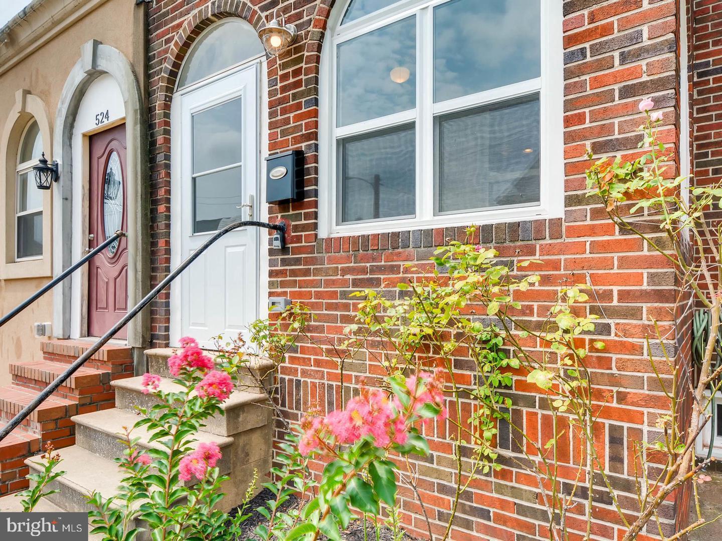 GREEKTOWN - Residential Lease