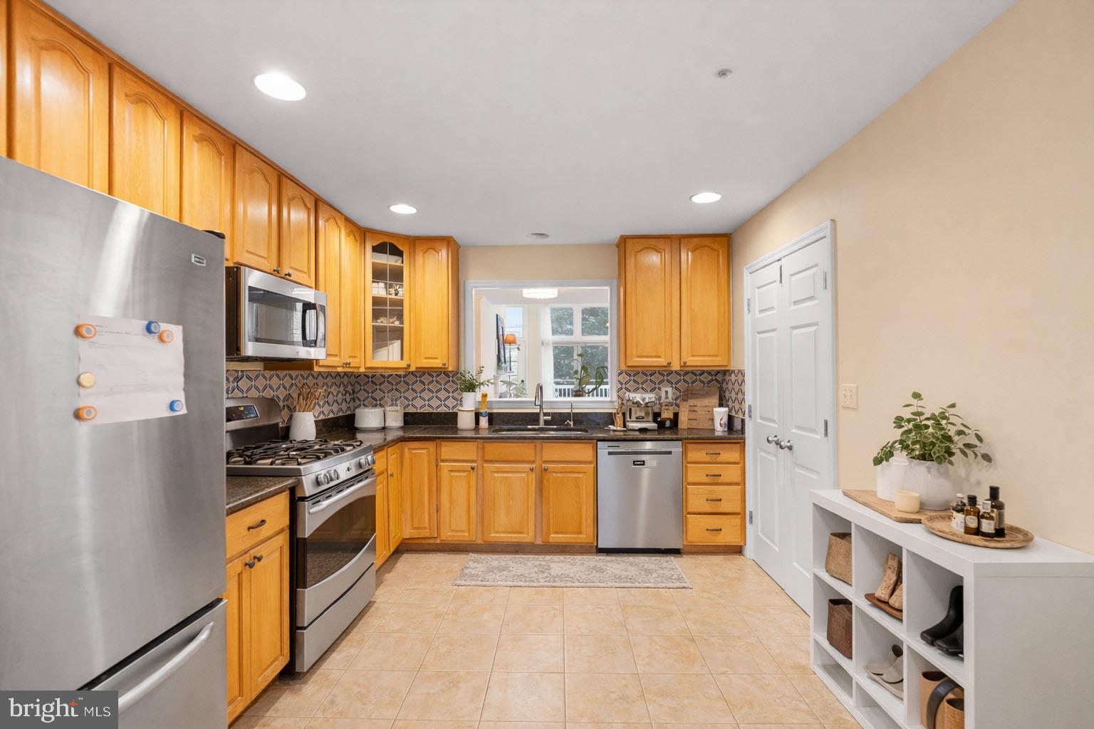 KENTLANDS HILL DISTRICT - Residential