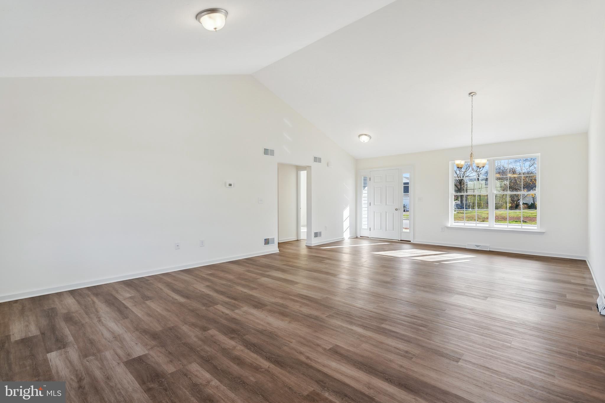 WARM SPRING RIDGE - Residential