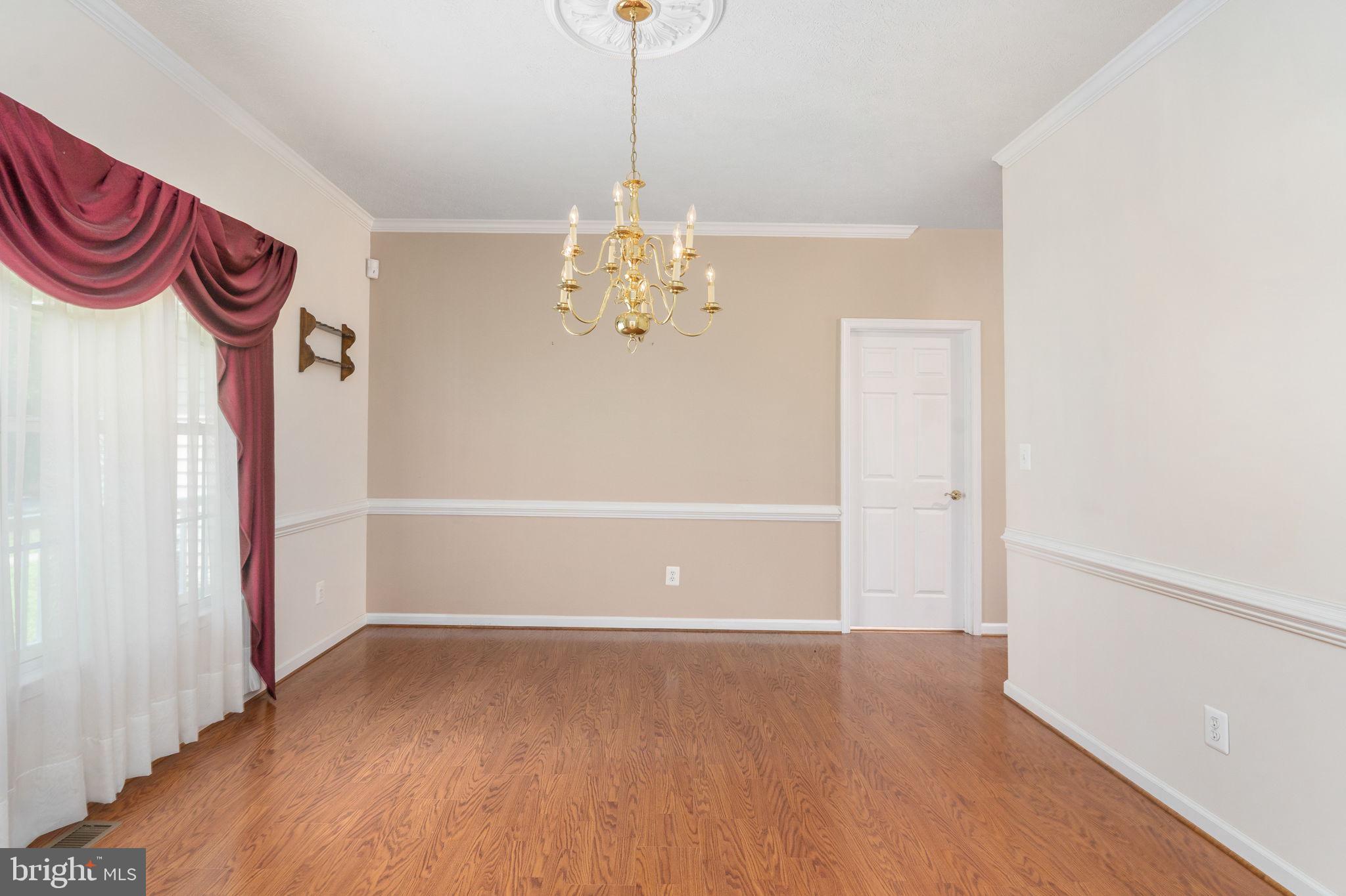 MEADOWLAND - Residential