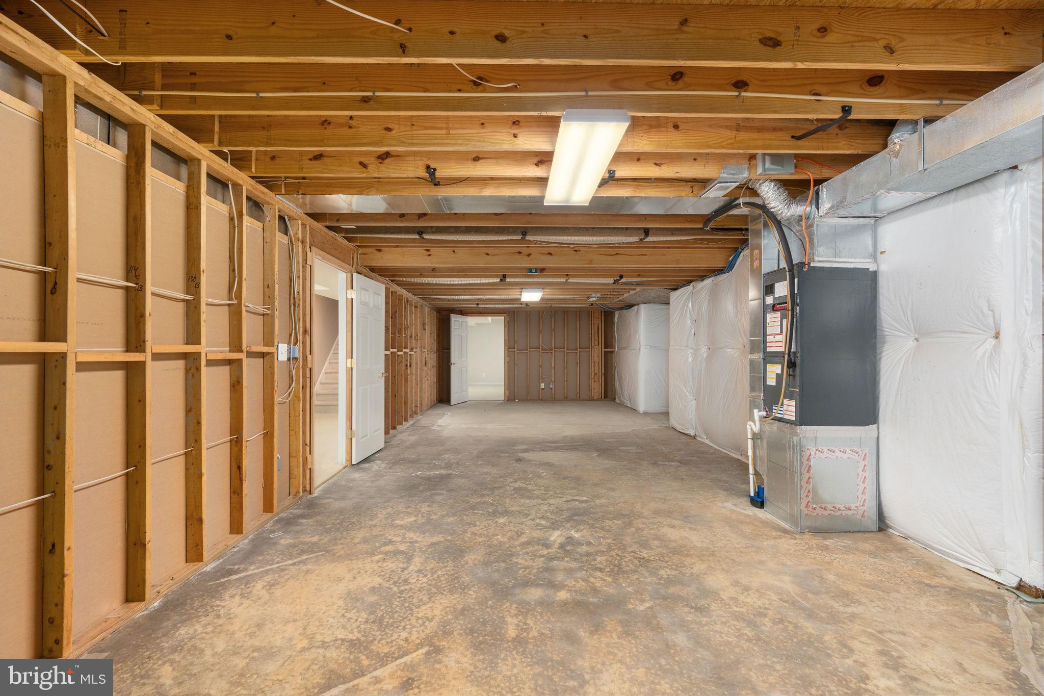 MEADOWLAND - Residential