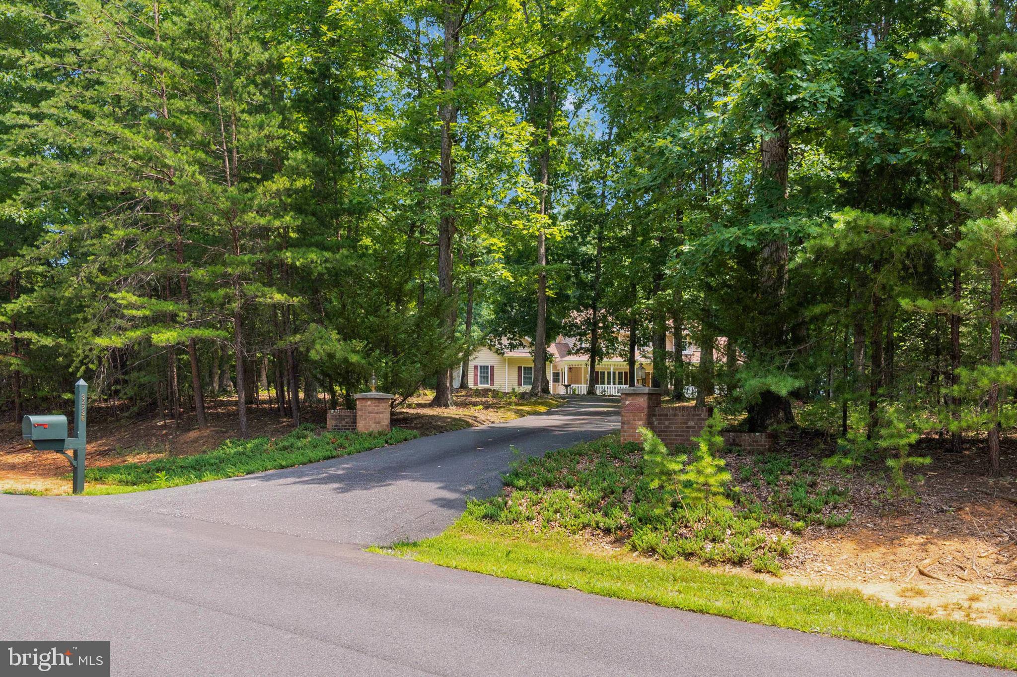 MEADOWLAND - Residential