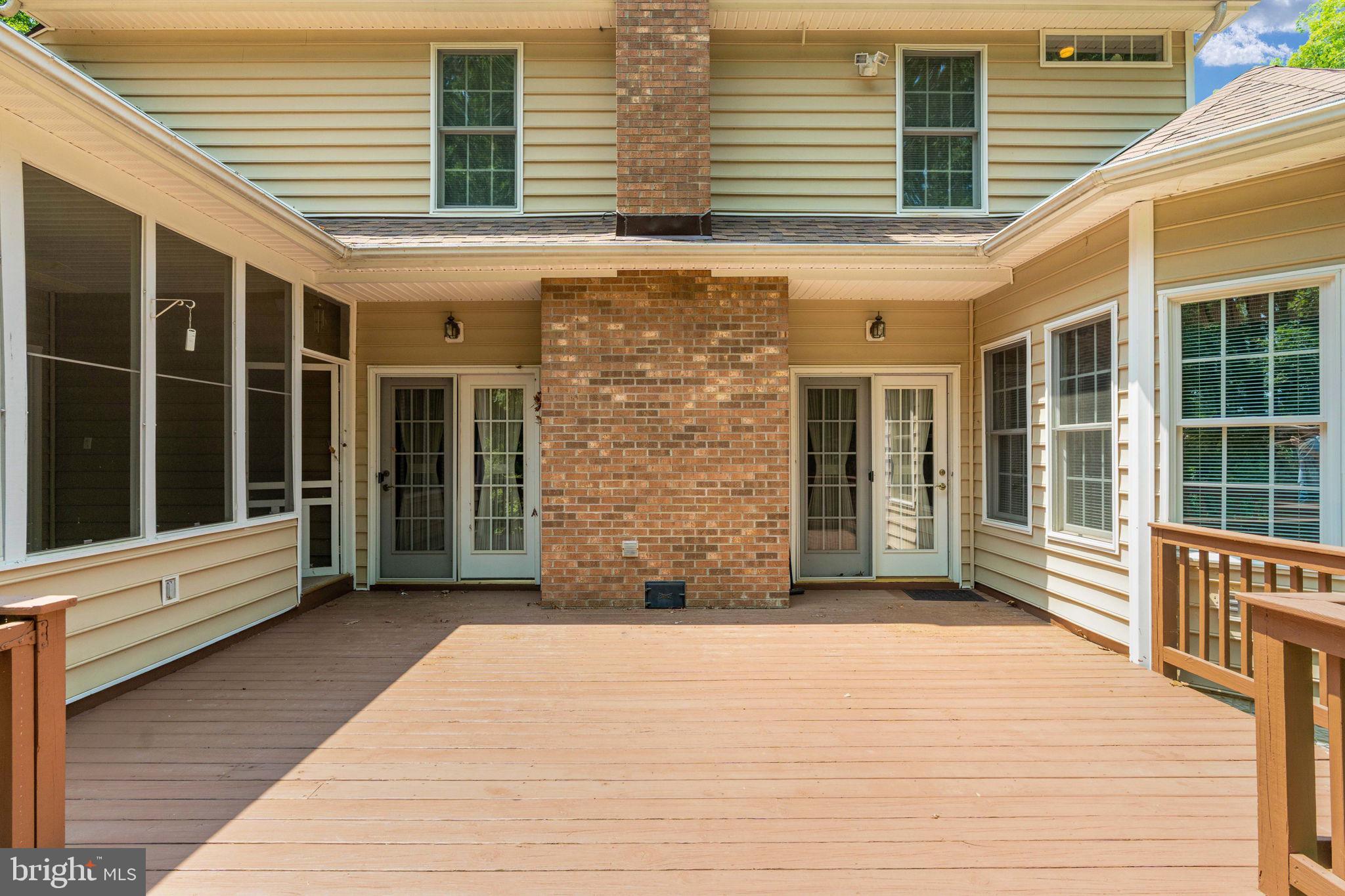 MEADOWLAND - Residential