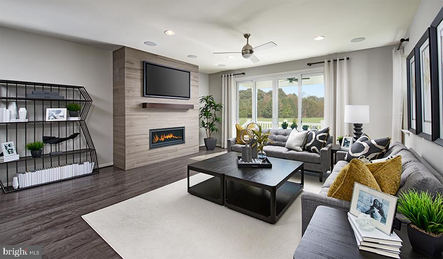 FLETCHER'S GROVE - Residential