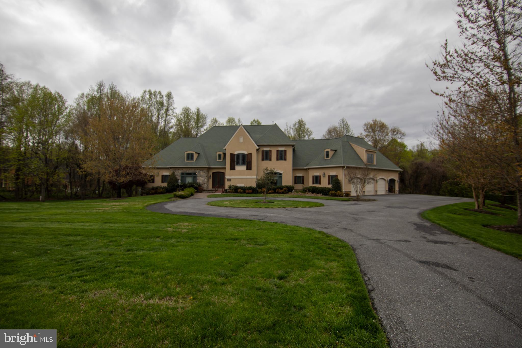 WOODS OF WOODMORE - Residential