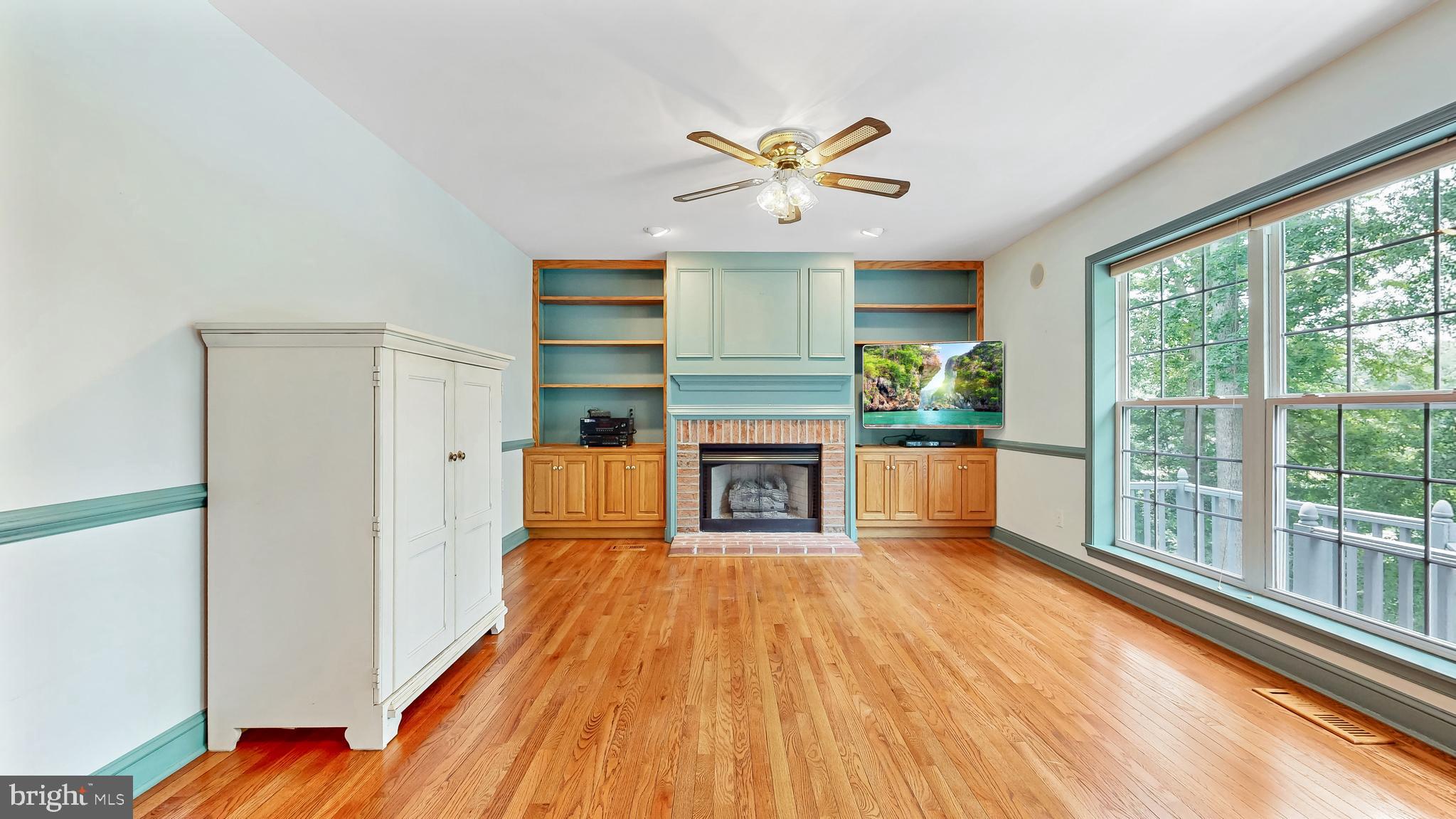 GRANBYS COVE - Residential
