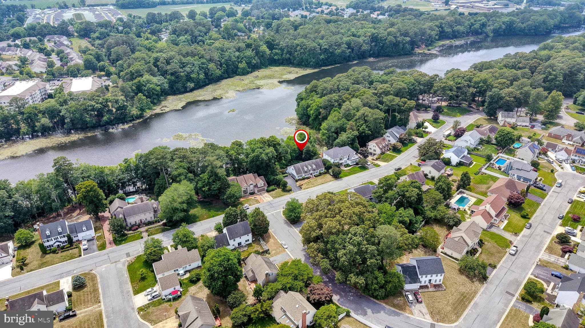 GRANBYS COVE - Residential