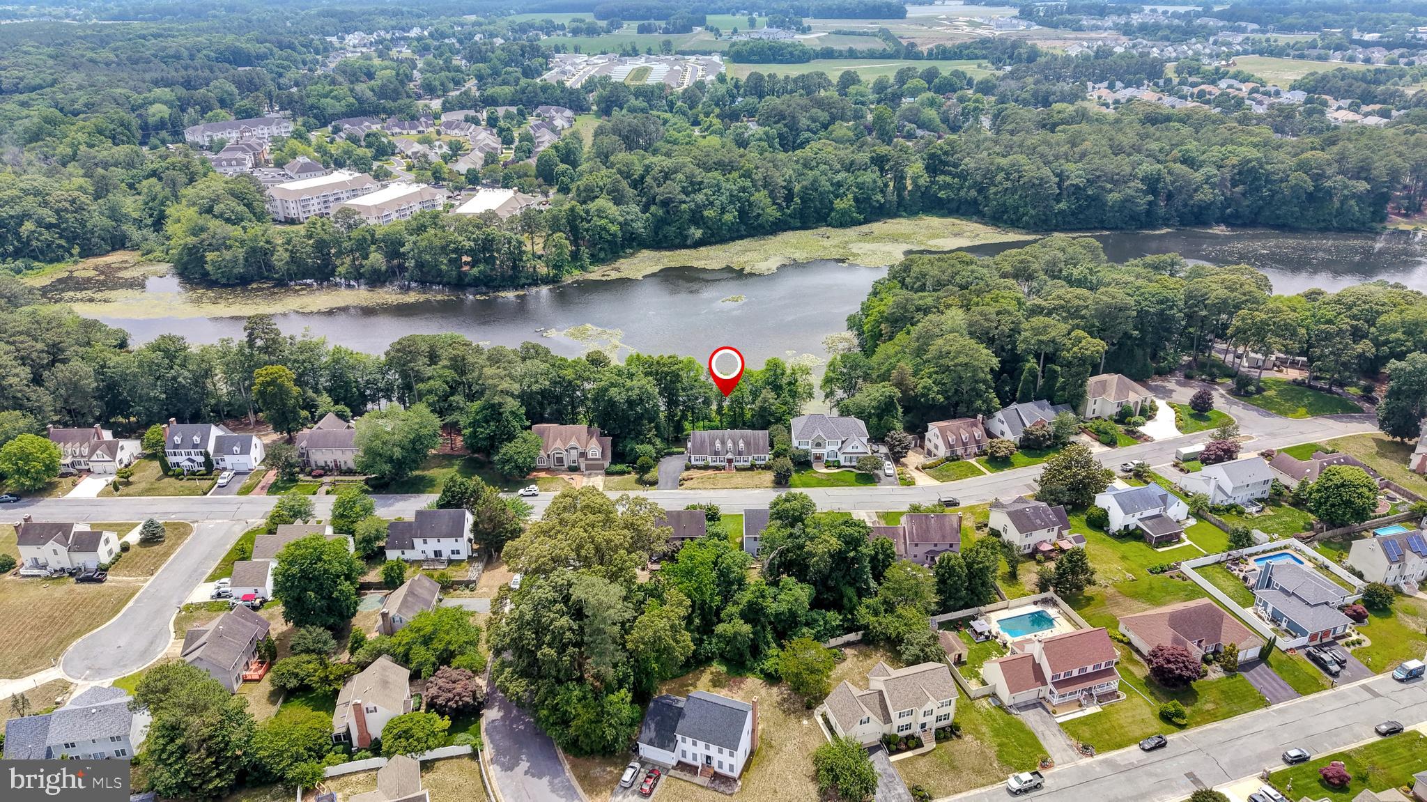 GRANBYS COVE - Residential