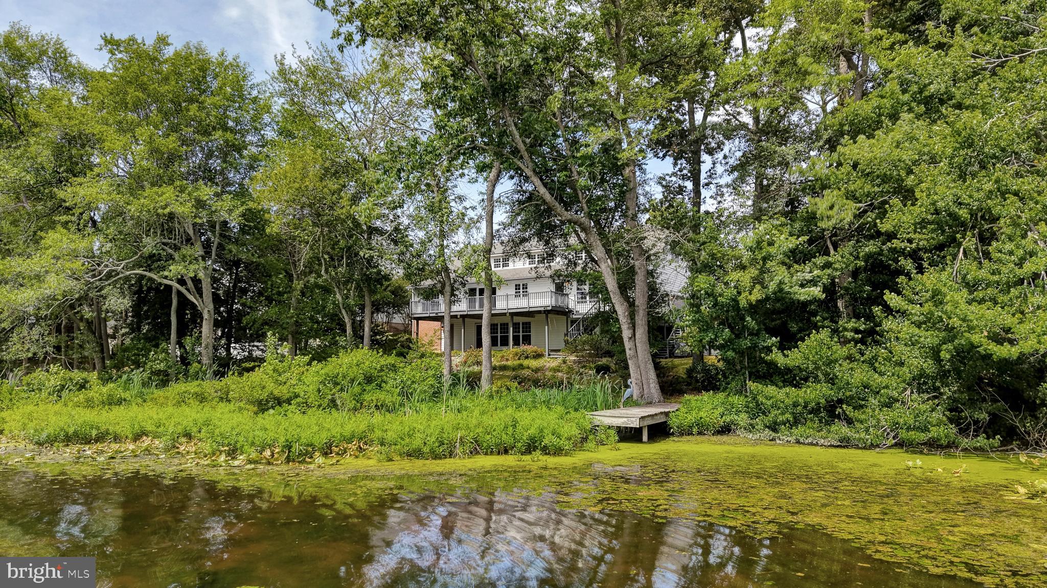 GRANBYS COVE - Residential
