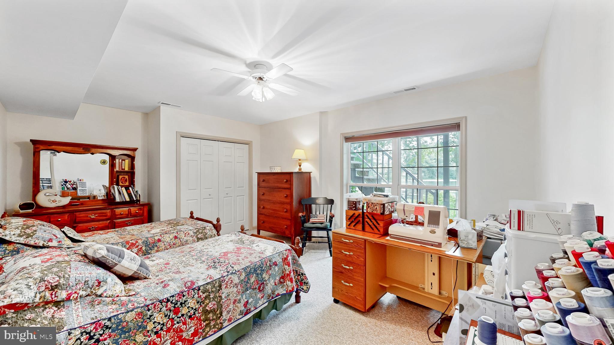GRANBYS COVE - Residential