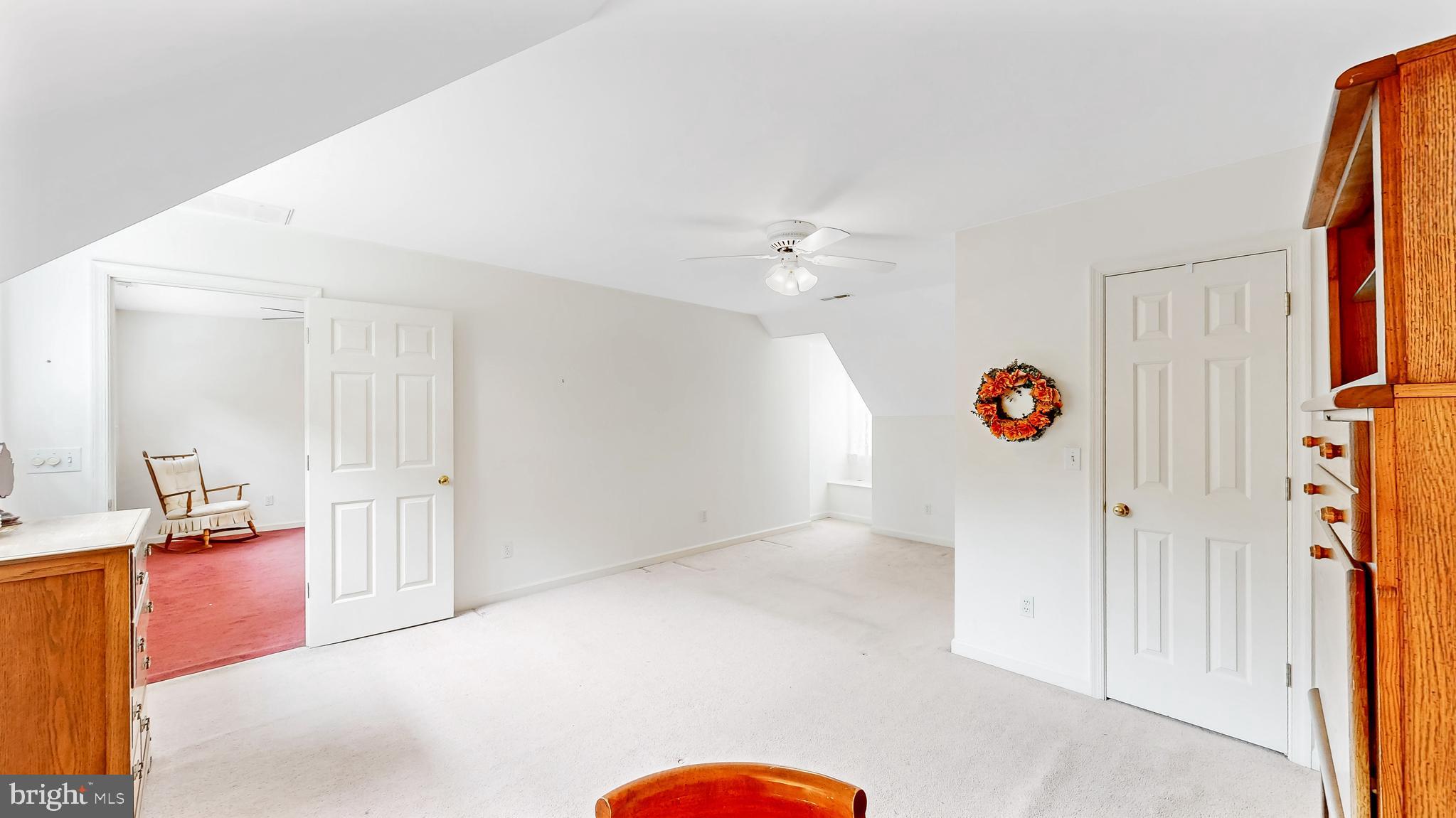 GRANBYS COVE - Residential