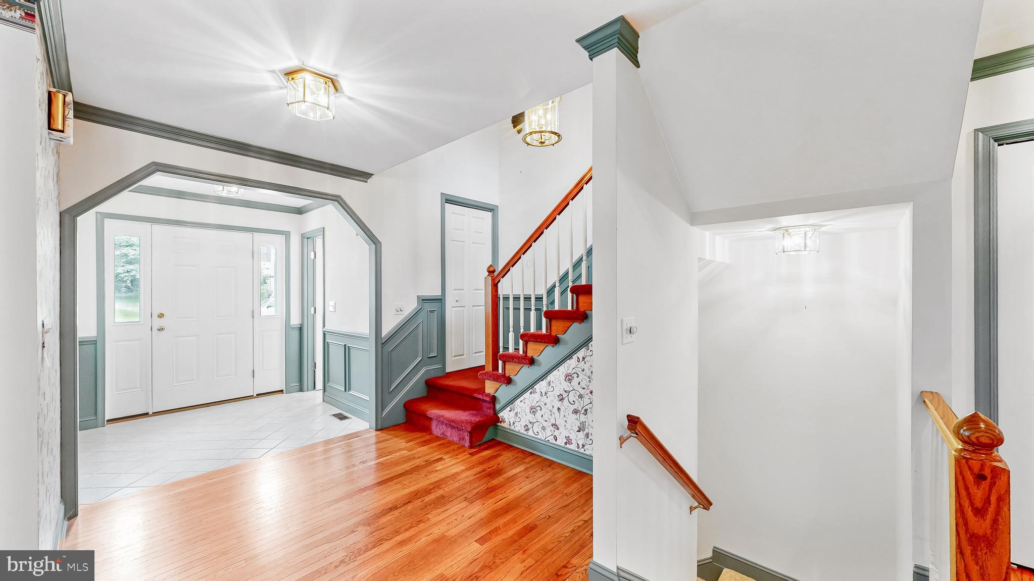 GRANBYS COVE - Residential