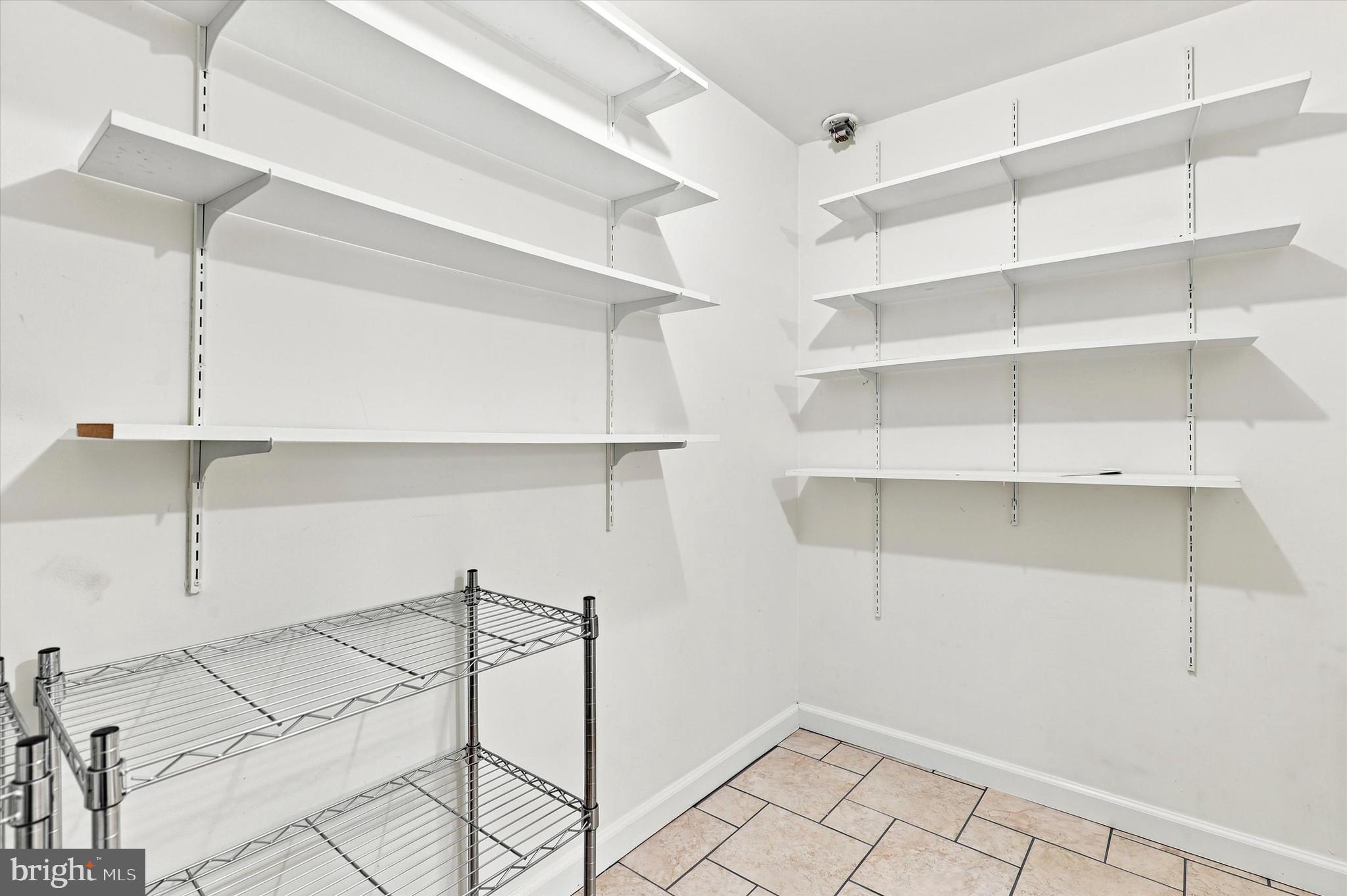 MORGANDALE CONDO - Residential