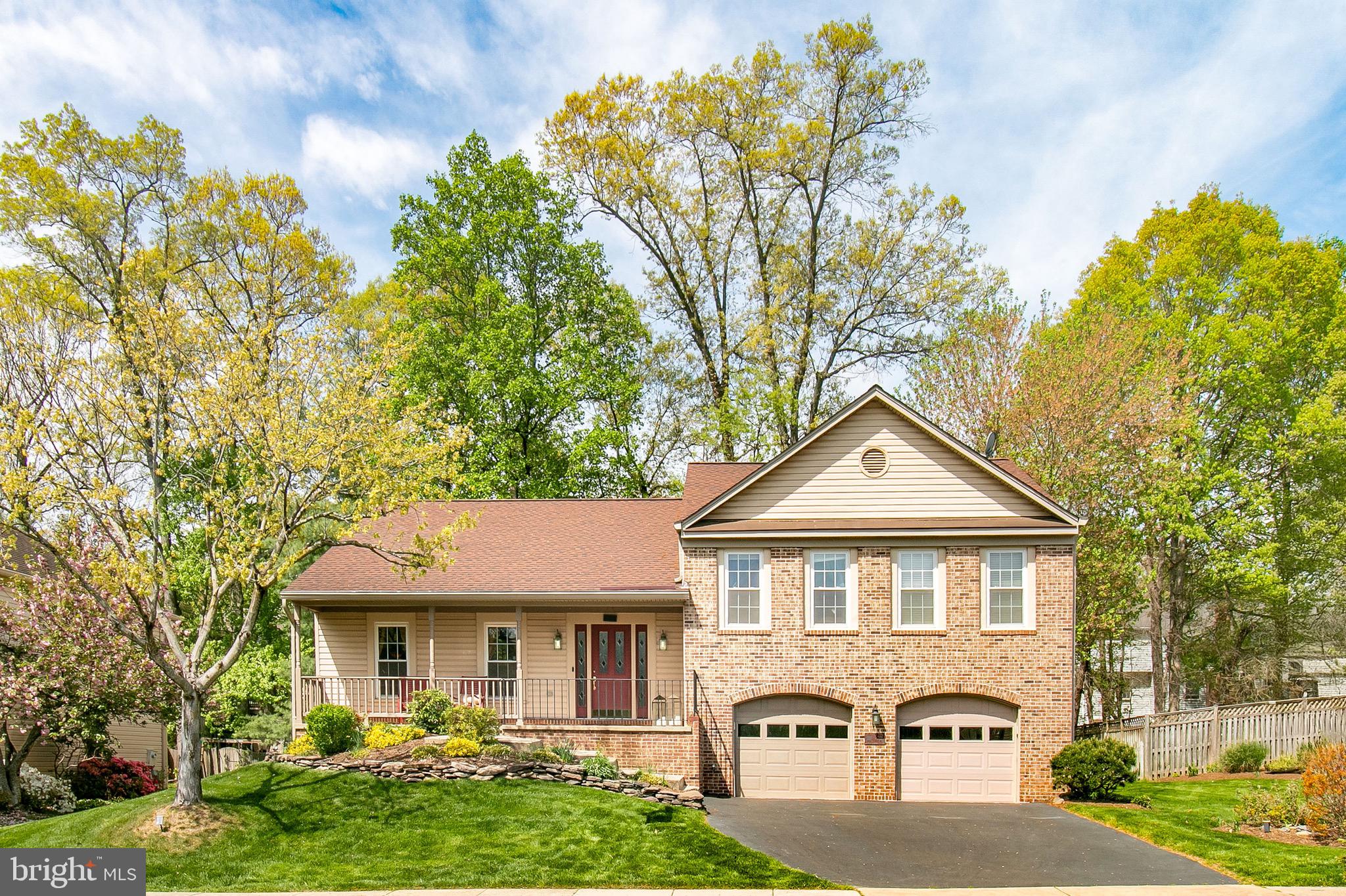 WELCOME TO THE HIGHLY DESIRED POPLAR TREE ESTATES COMMUNITY!  WHEN YOU WALK INTO THIS LOVELY HOME IT FEATURES AN  OPEN  LIVING ROOM WITH LOTS OF NATURAL LIGHT BEAMING FROM ONE ROOM TO THE NEXT.  TOTAL SQ FT 2,682.

THE UPPER-LEVEL FEATURES: 3 BEDROOMS WITH 2 FULLY RENOVATED BATHROOMS, FORMAL DINING AREA,  RENOVATED KITCHEN WITH STAINLESS STEEL APPLIANCES LESS THAN 5 YEARS OLD, GRANITE COUNTERS AND KITCHEN TABLE AREA WHICH OVERLOOKS THE RECREATION ROOM ON THE LOWER LEVEL.  THE WALKOUT BASEMENT FEATURES;  THE RECREATION ROOM, 2 STORY VAULTED CEILINGS, FLOOR TO CEILING GAS BRICK FIREPLACE AND SKYLIGHTS.  4TH BEDROOM WITH FULL BATH,  AND WASHER AND DRYER/STORAGE ROOM.  WALK OUT ONTO THE DECK, SIT BY THE  FIRE PIT AND OR HOT TUB AND  ENJOY THE PRIVACY IN YOUR FULLY FENCED-IN BACKYARD WHICH INCLUDES IRRIGATION SYSTEM.  

 THIS HOME HAS BEEN FILLED WITH MUCH LOVE AND NOW AWAITS YOU!! EASY ACCESS TO DULLES INTERNATIONAL AIRPORT, I-66, VA-28, US-50 AND MINUTES TO PARK AND RIDE ON STRINGFELLOW RD. SHOPPING, RESTAURANTS, TOP-RATED SCHOOLS, WALKING/JOGGING PATHS THAT CONNECT TO BIG ROCKY RUN TRAIL AND ELLANOR C. LAWRENCE PARK. NEIGHBORHOOD FEATURES  COMMUNITY POOL, SWIM TEAM, TENNIS COURTS, PLAYGROUND(S),  PLANNED SOCIAL EVENTS AND MUCH MORE. IT'S A GREAT WAY TO MEET YOUR NEIGHBORS. SCHEDULE SHOWING ONLINE WITH SHOWING TIME.