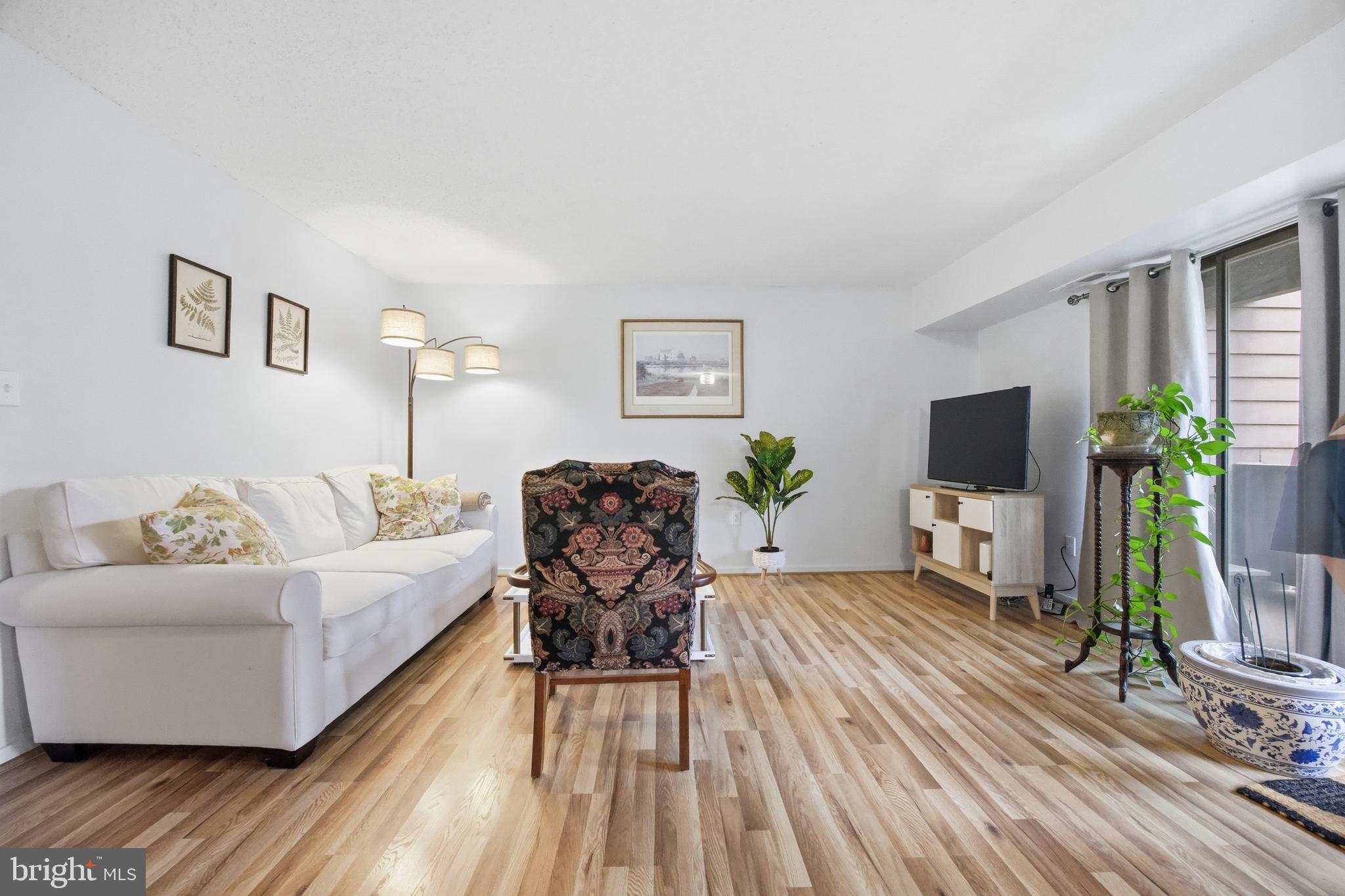 ROCKLAND RUN - Residential