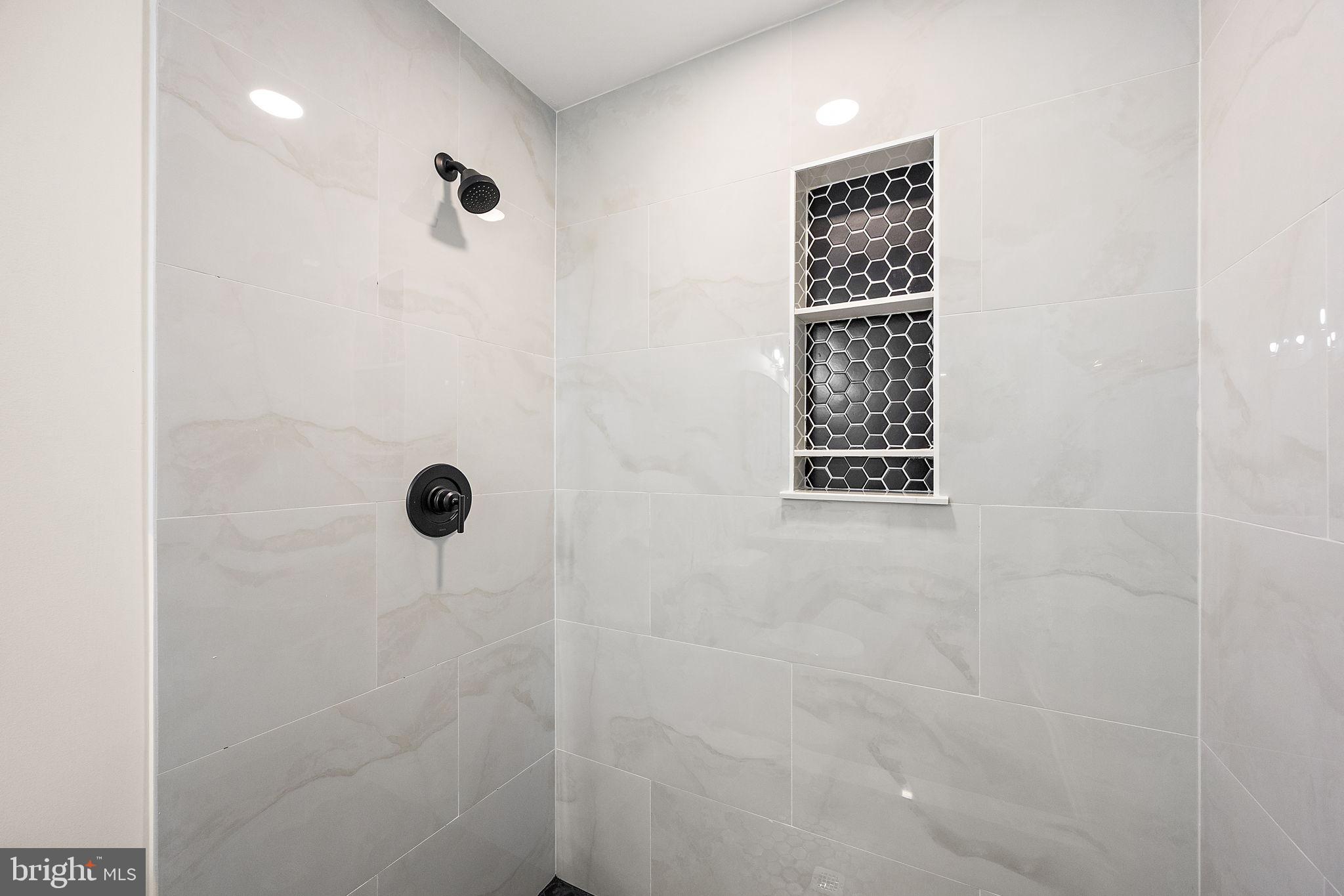 BROOKDALE HGTS - Residential