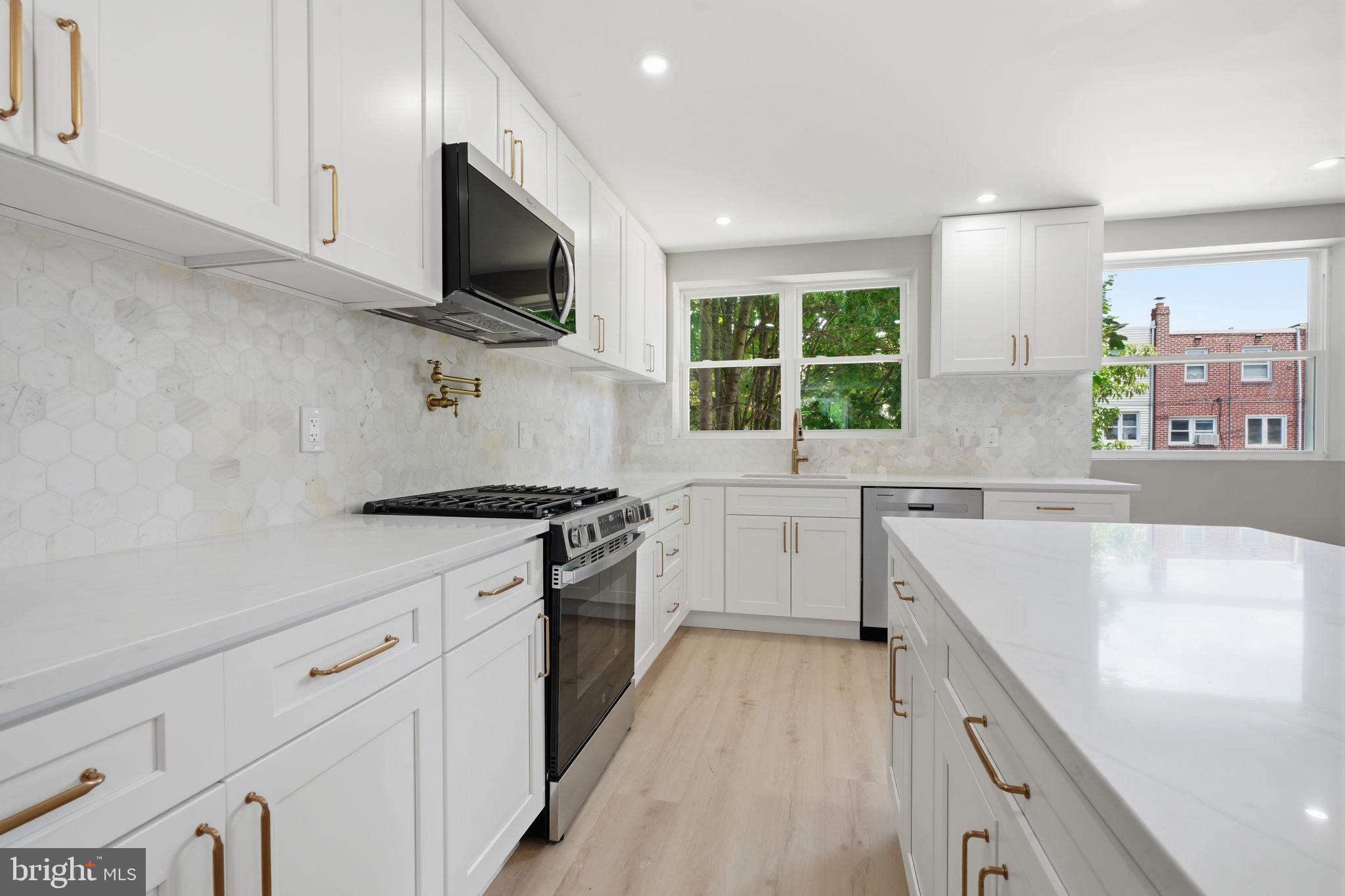CEDARBROOK - Residential