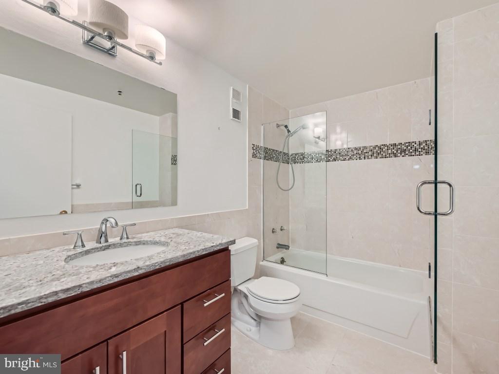 HARBOR EAST - Residential Lease