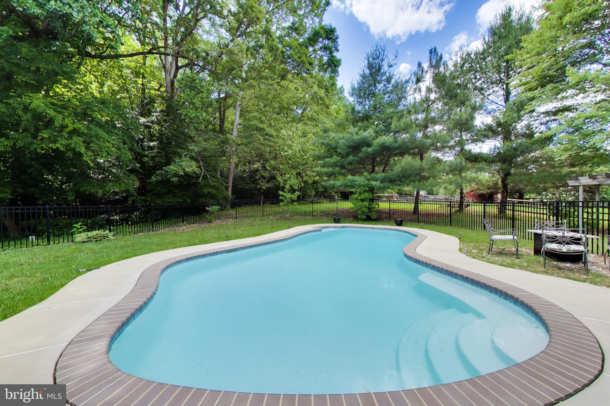 PARRANS WOODS - Residential