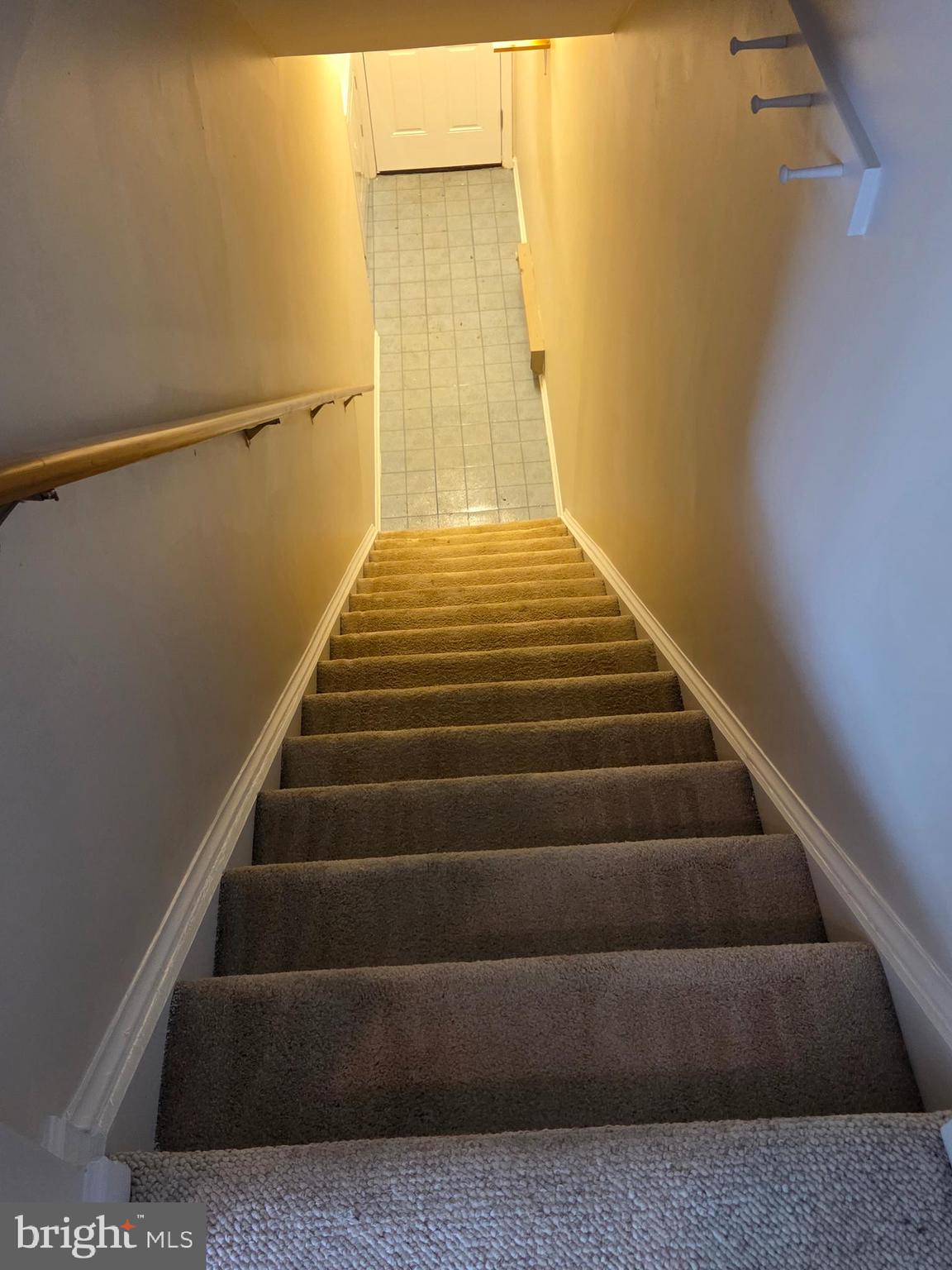 STONEHAVEN MEWS IN CROFTON VILLAGE - Residential Lease