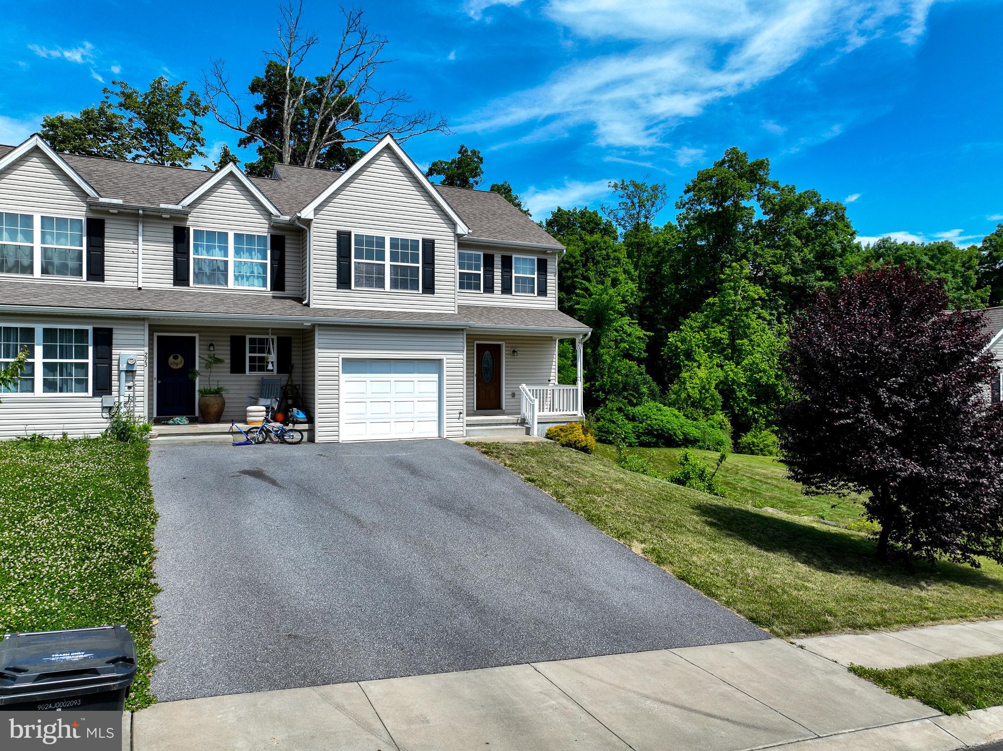 WILDFLOWER RIDGE - Residential
