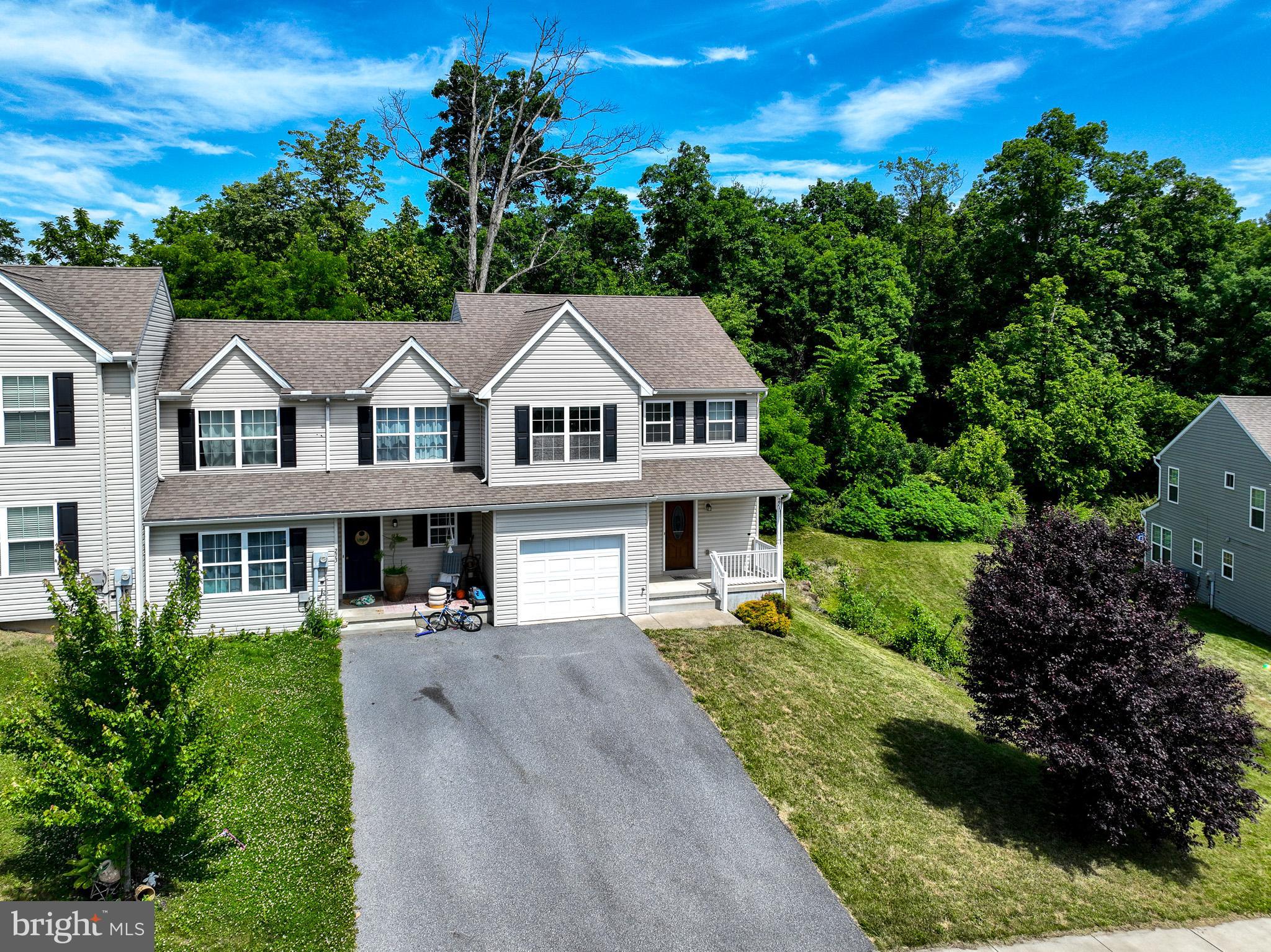 WILDFLOWER RIDGE - Residential