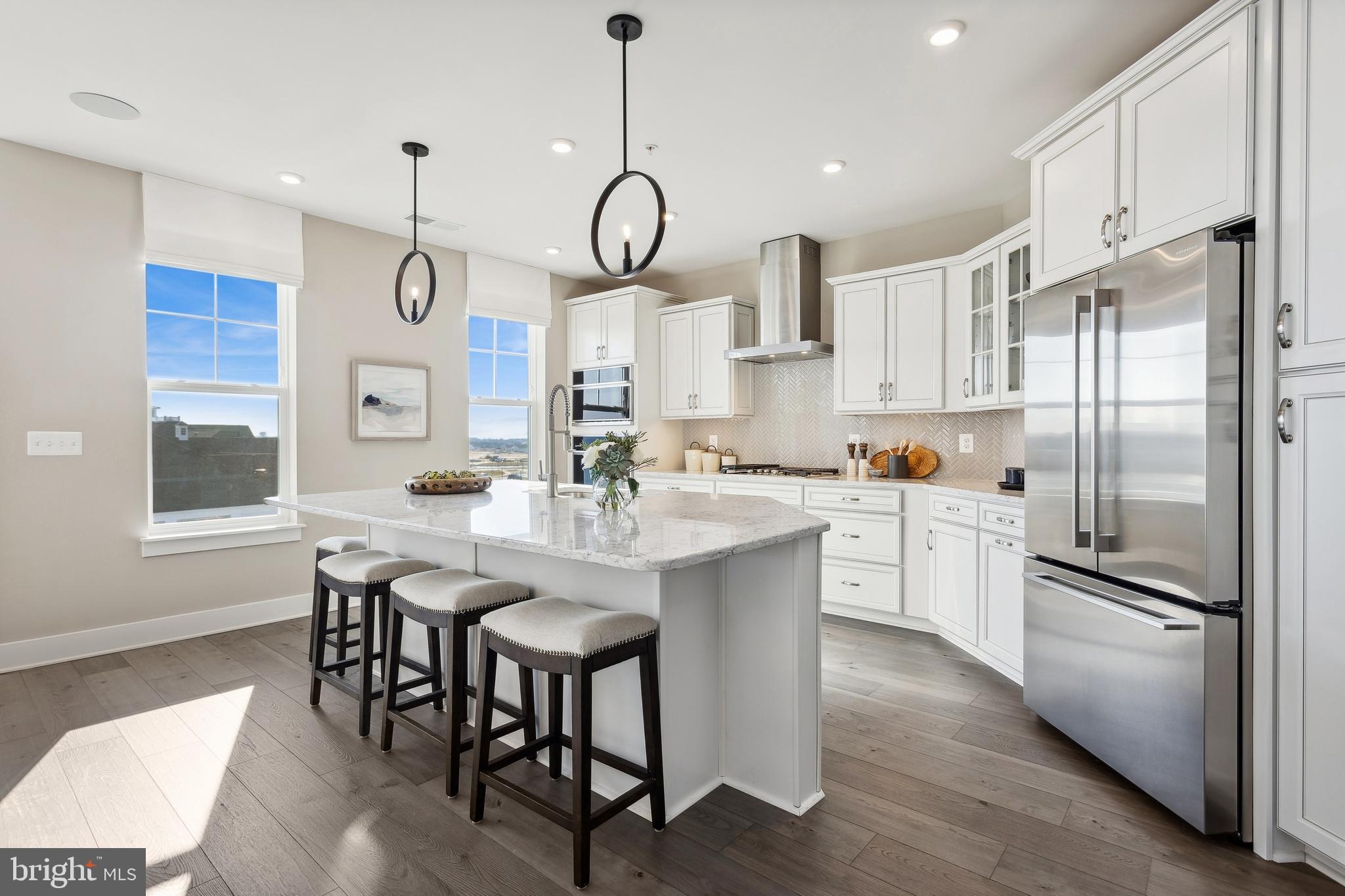 FOUR SEASONS AT KENT ISLAND - Residential