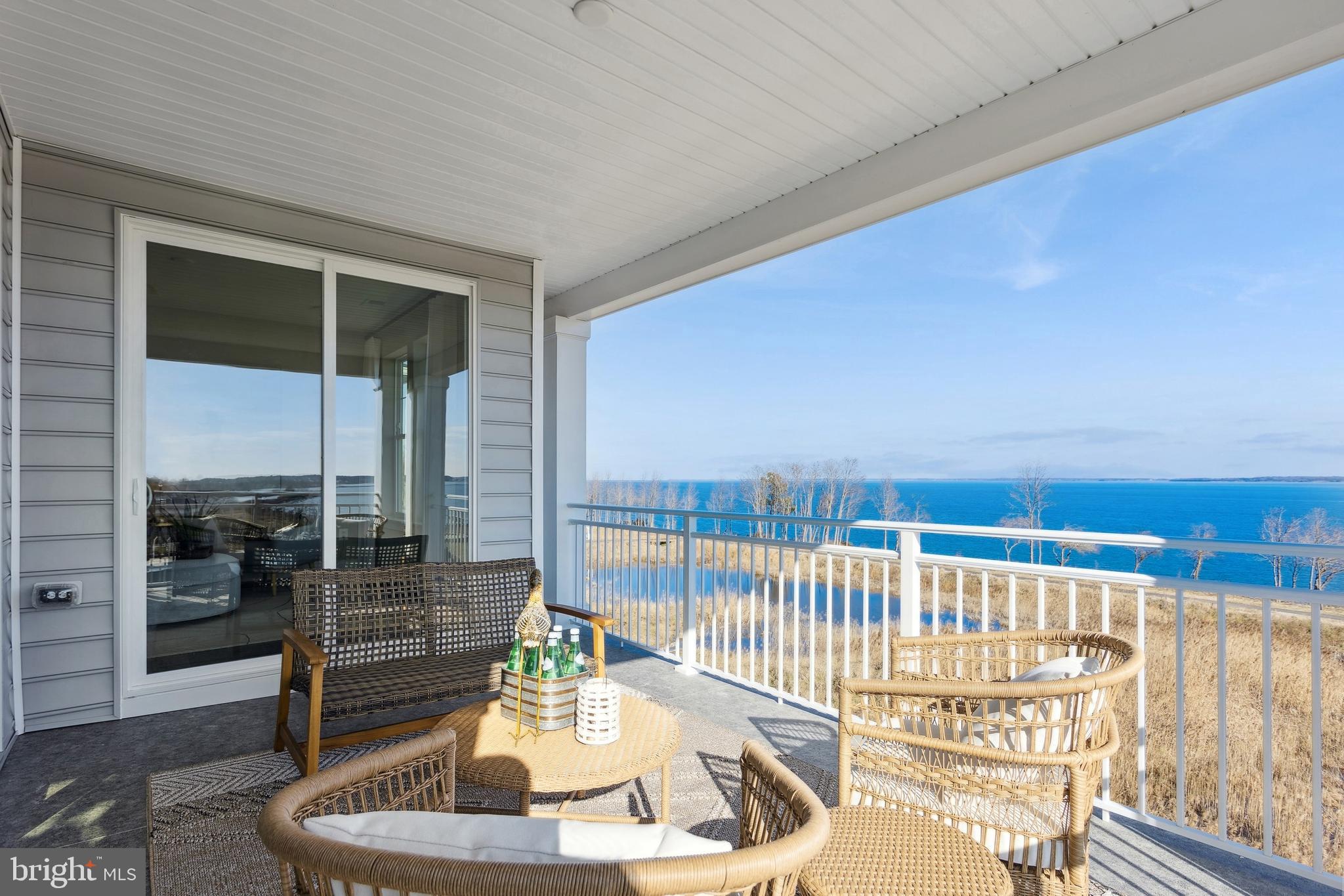 FOUR SEASONS AT KENT ISLAND - Residential