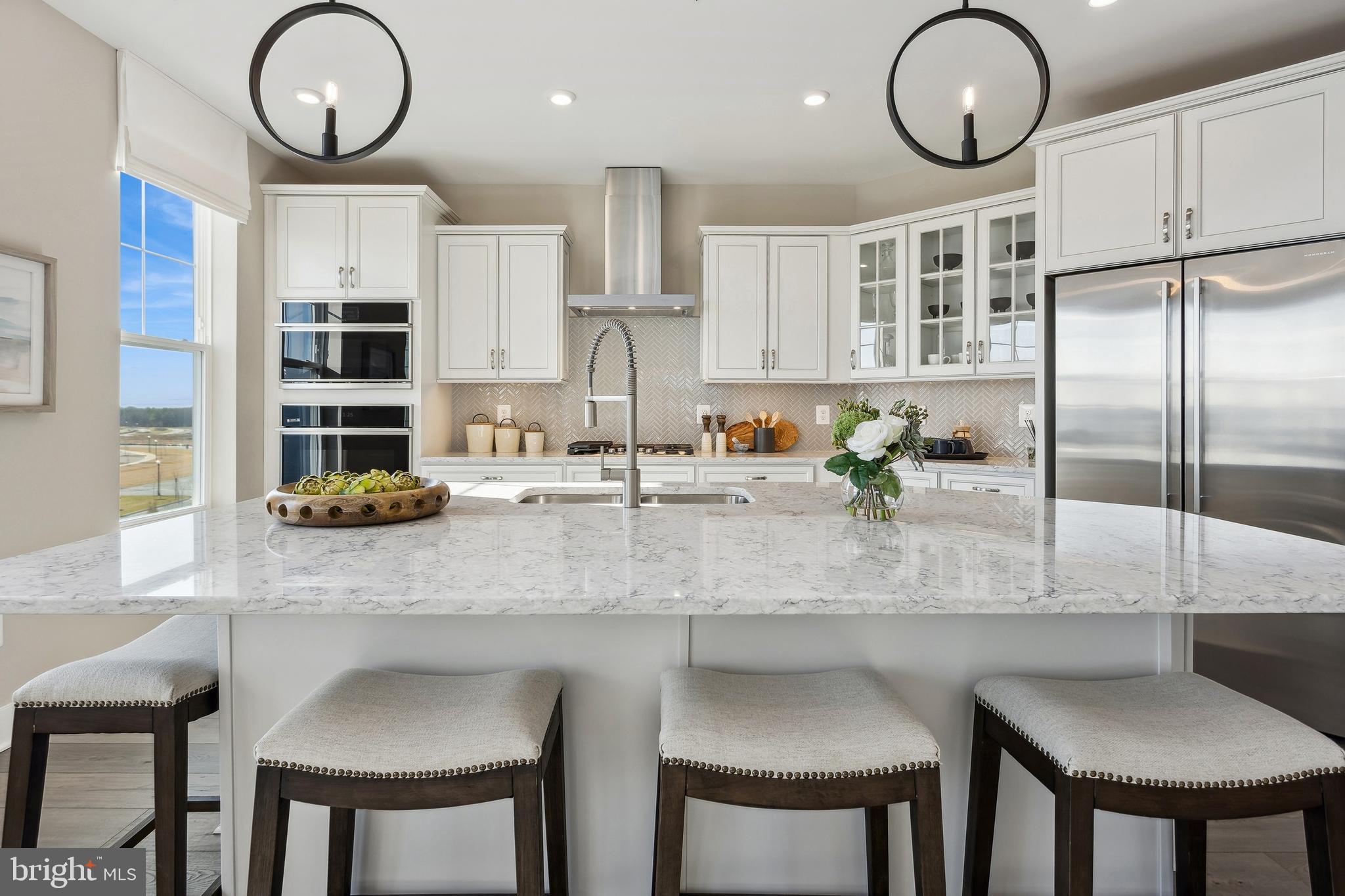 FOUR SEASONS AT KENT ISLAND - Residential