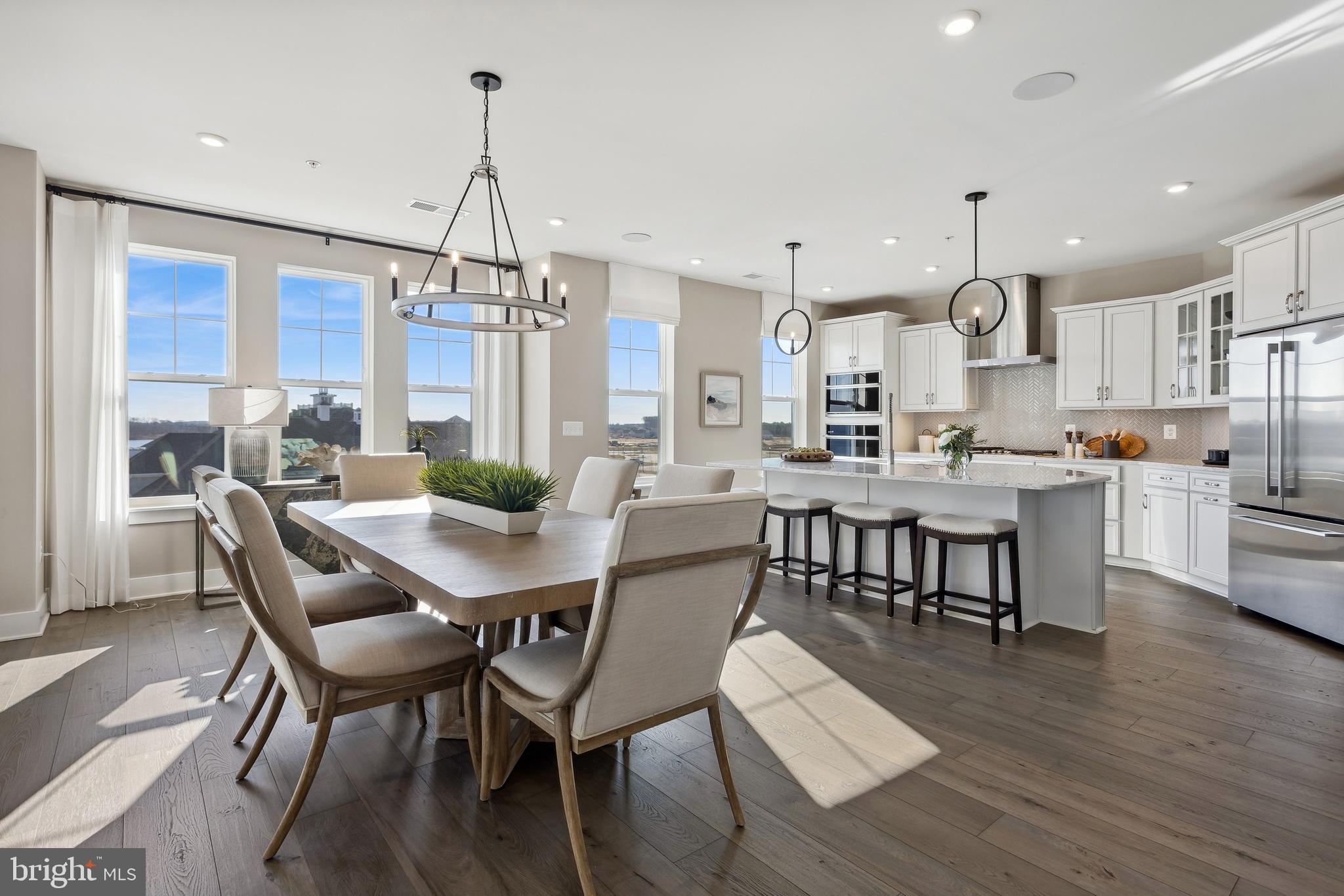 FOUR SEASONS AT KENT ISLAND - Residential