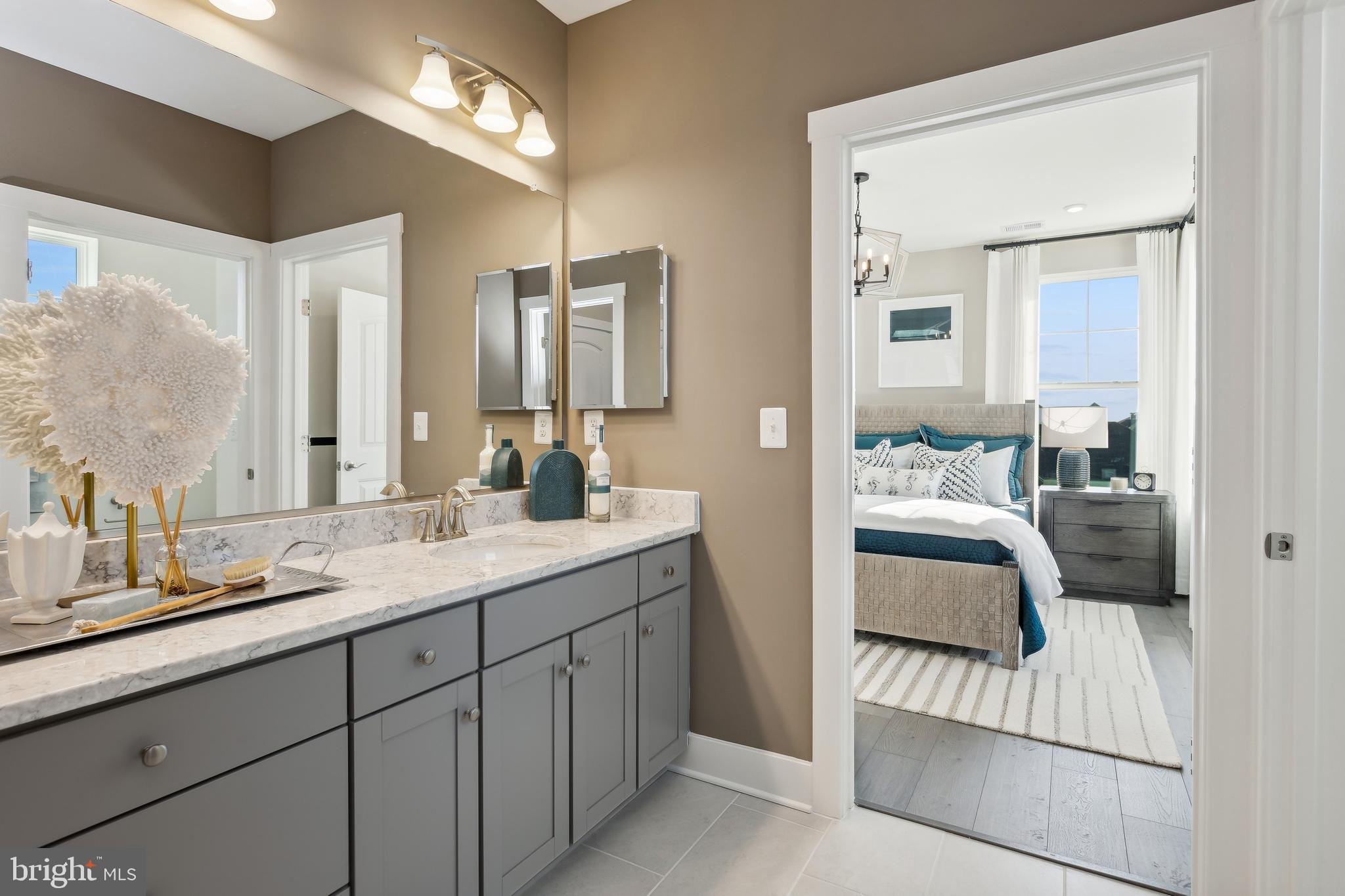 FOUR SEASONS AT KENT ISLAND - Residential