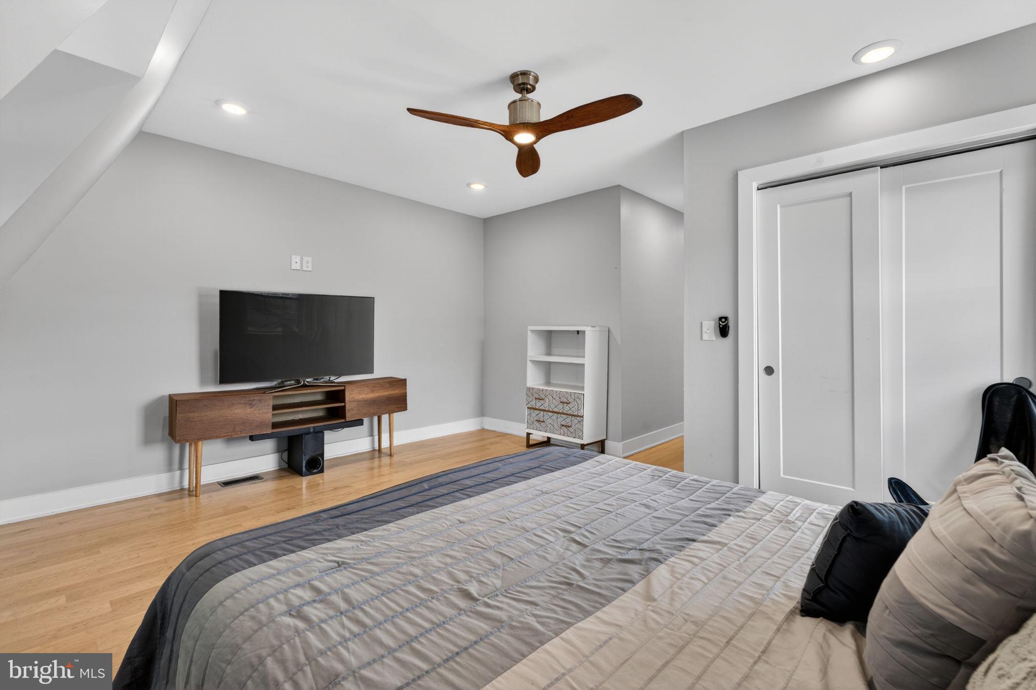 UPPER FELLS POINT - Residential