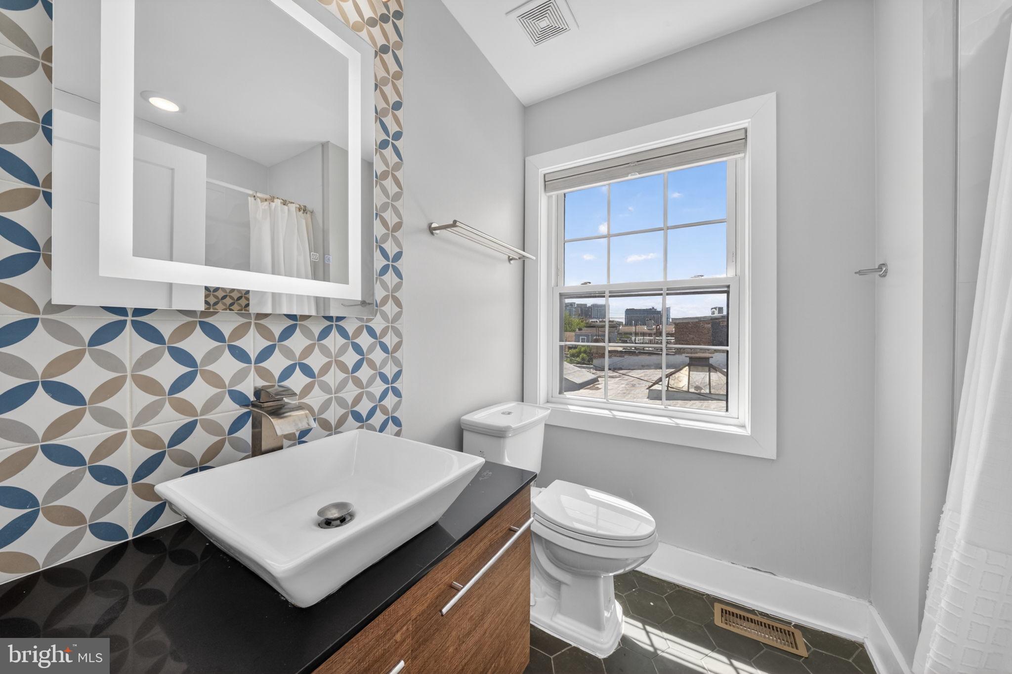 UPPER FELLS POINT - Residential