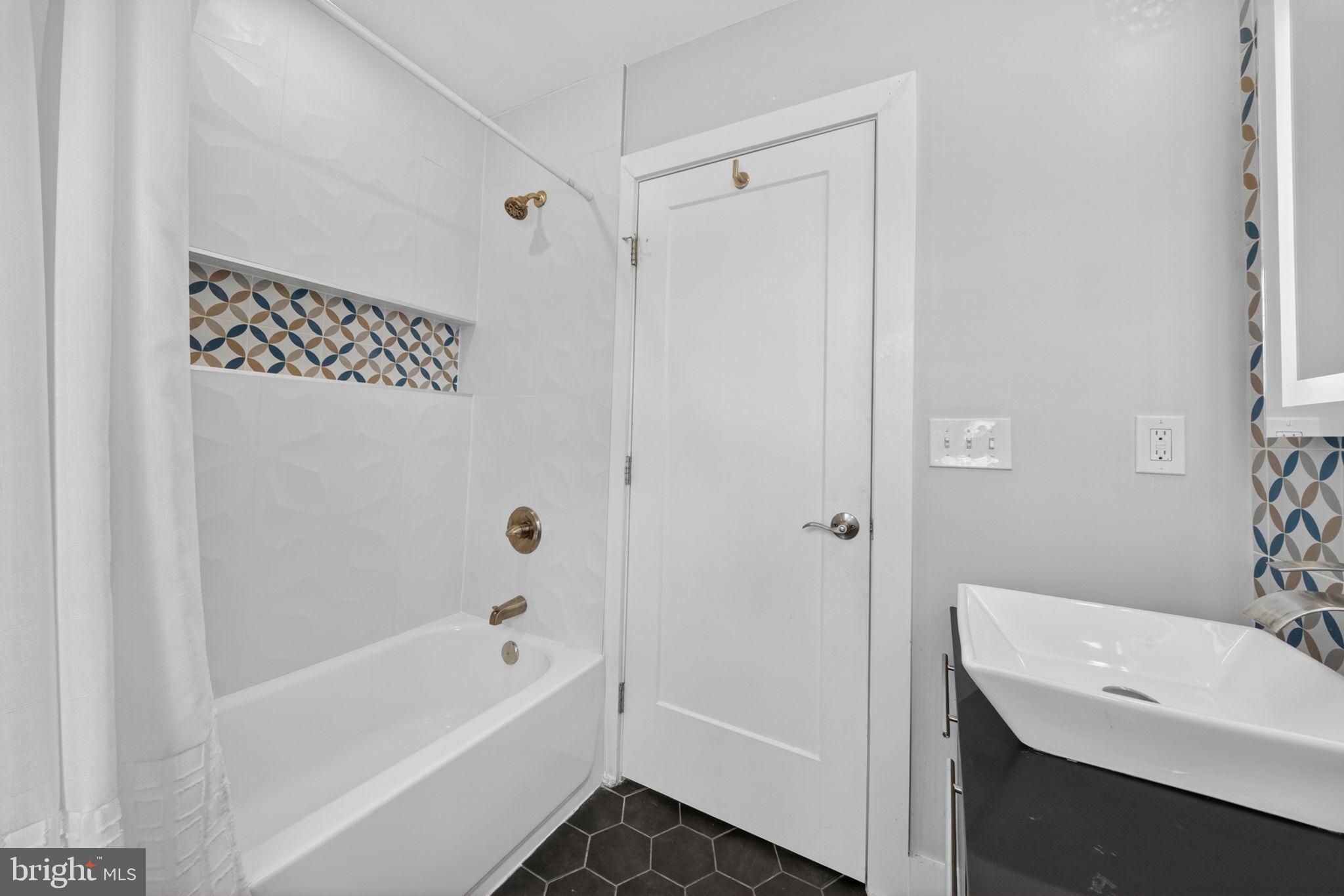 UPPER FELLS POINT - Residential