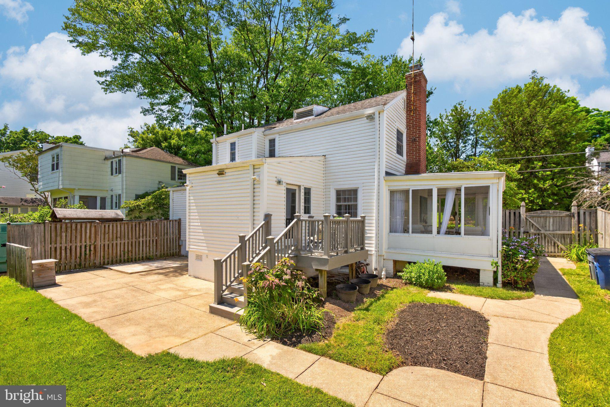 INDIAN SPRING VILLAGE - Residential