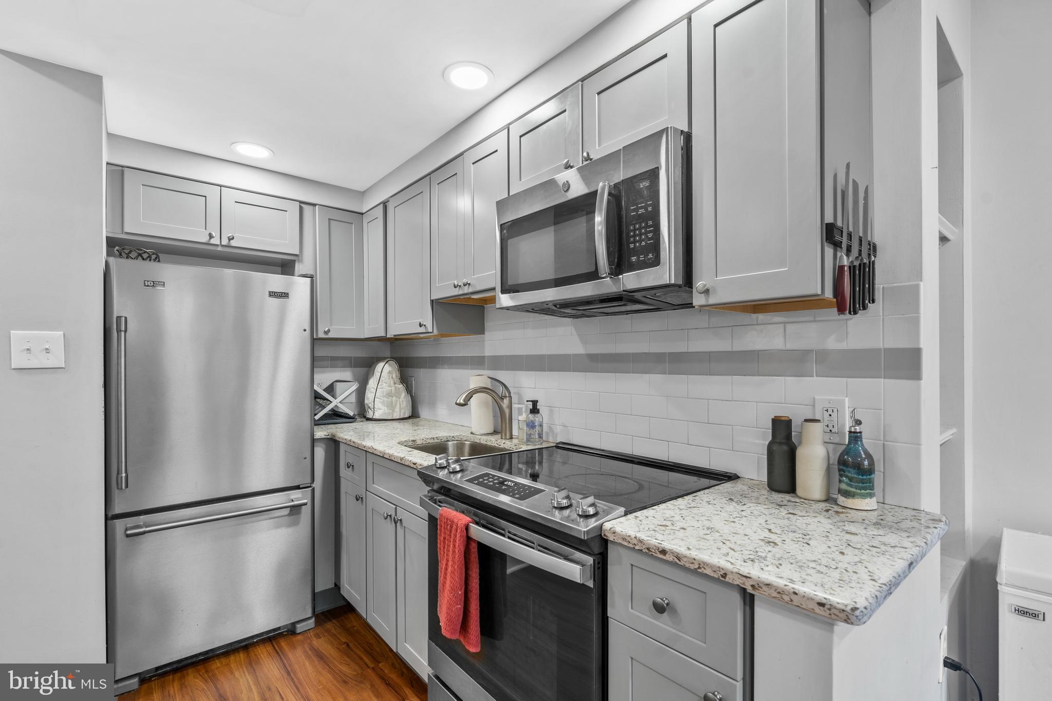 CENTER CITY - Residential