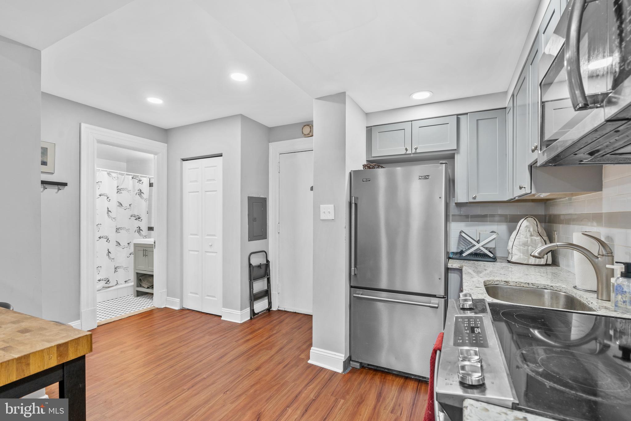 CENTER CITY - Residential