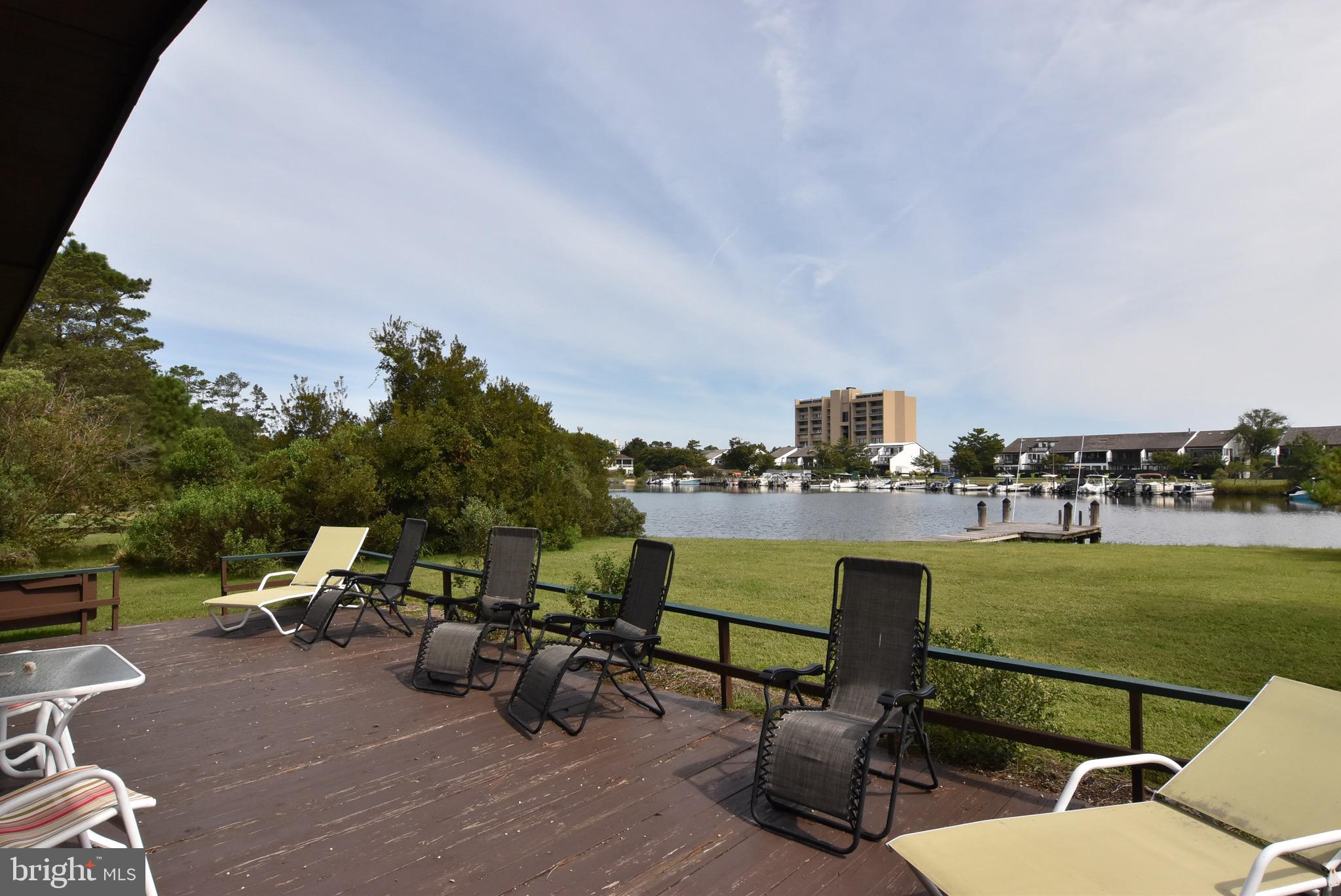 NORTH SHORES - Residential
