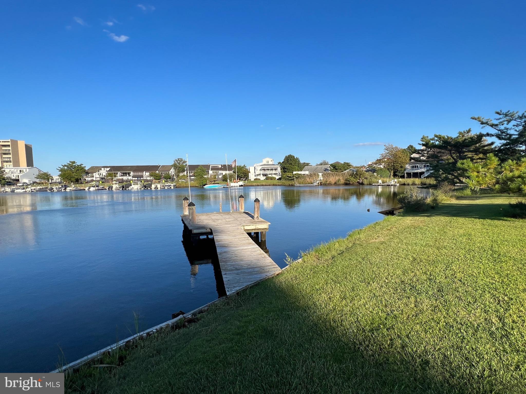 NORTH SHORES - Residential